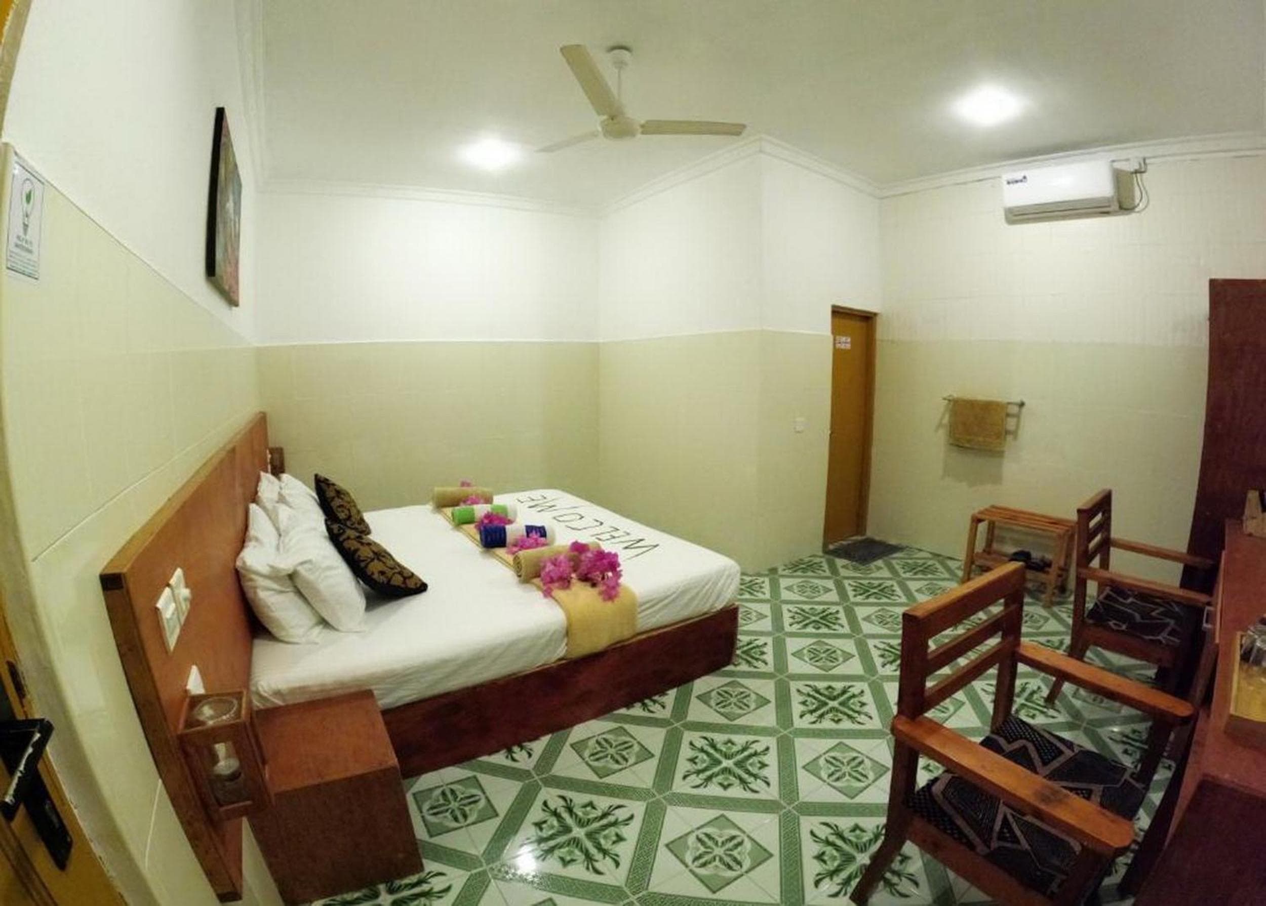 Adroit Beach Inn - View 134