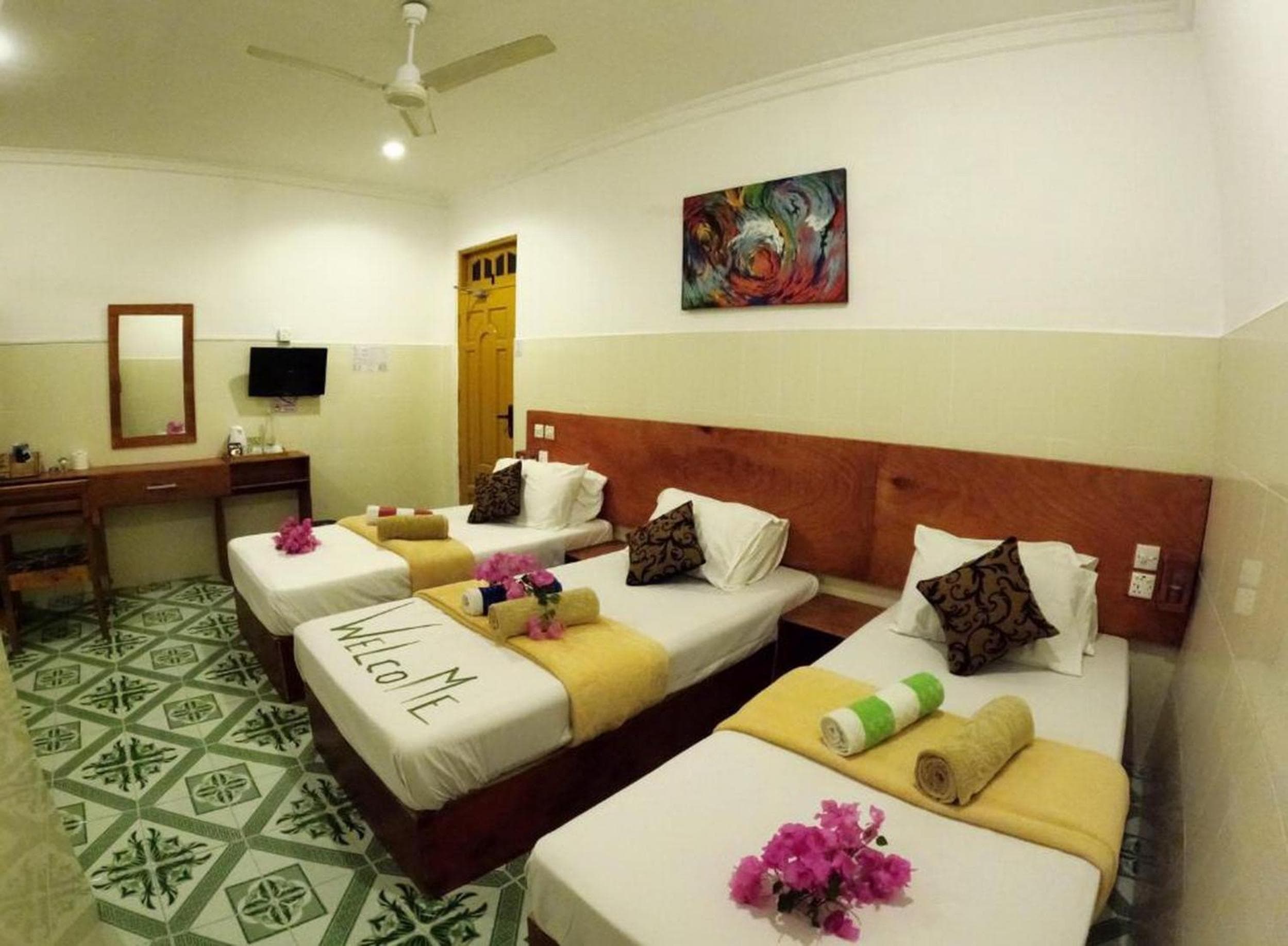 Adroit Beach Inn - View 166