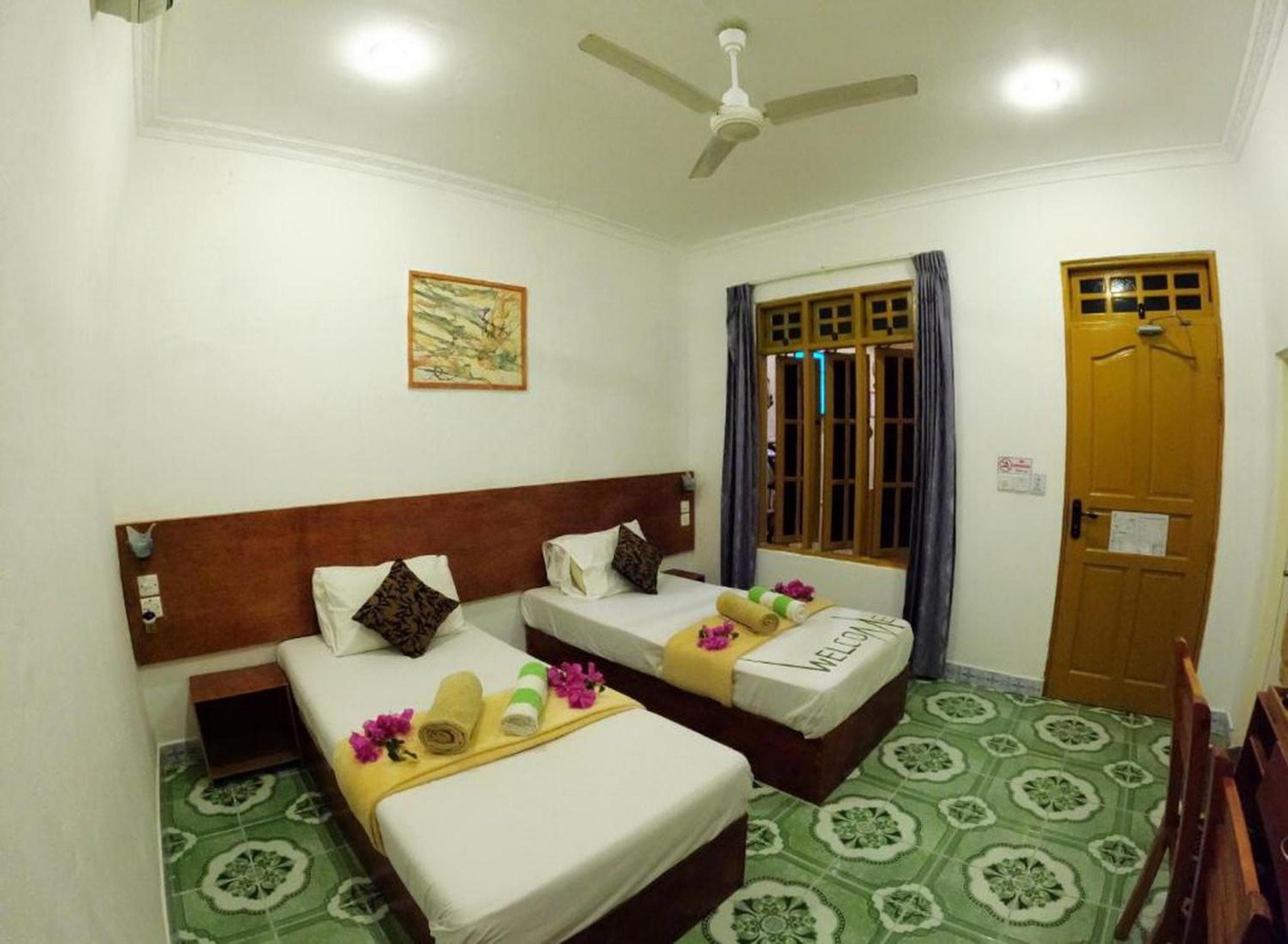 Adroit Beach Inn - View 188