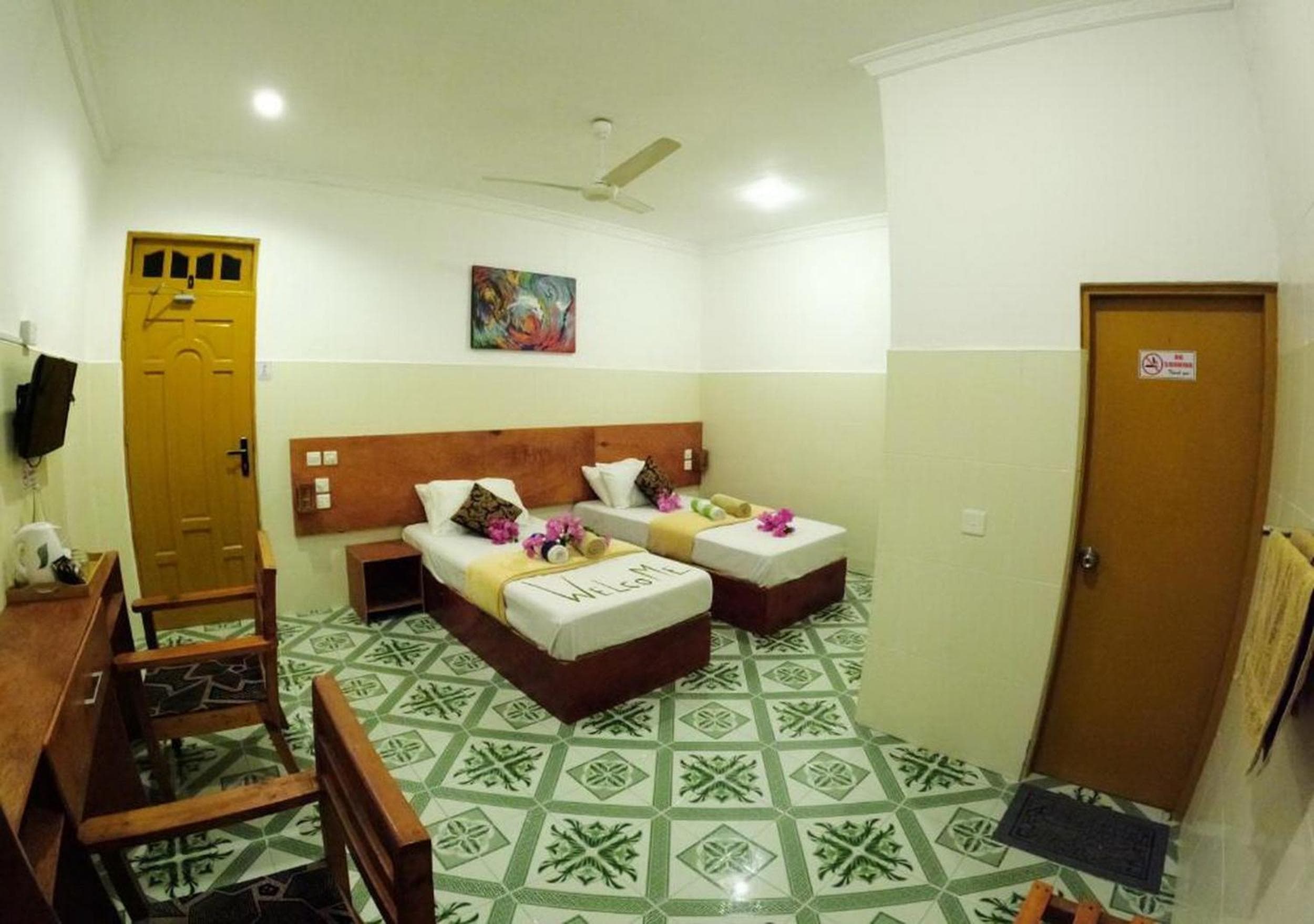 Adroit Beach Inn - View 204