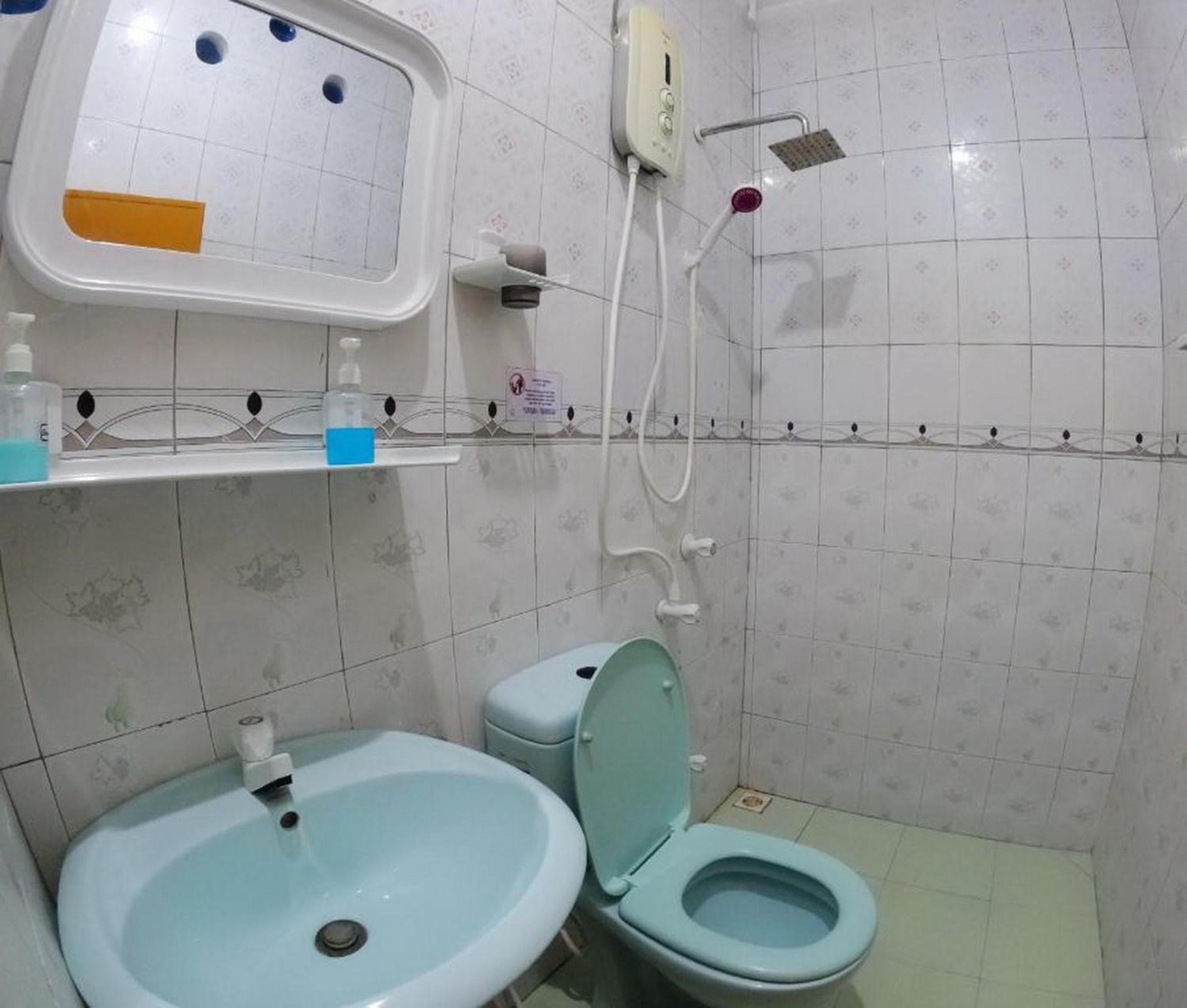 Adroit Beach Inn - View 194