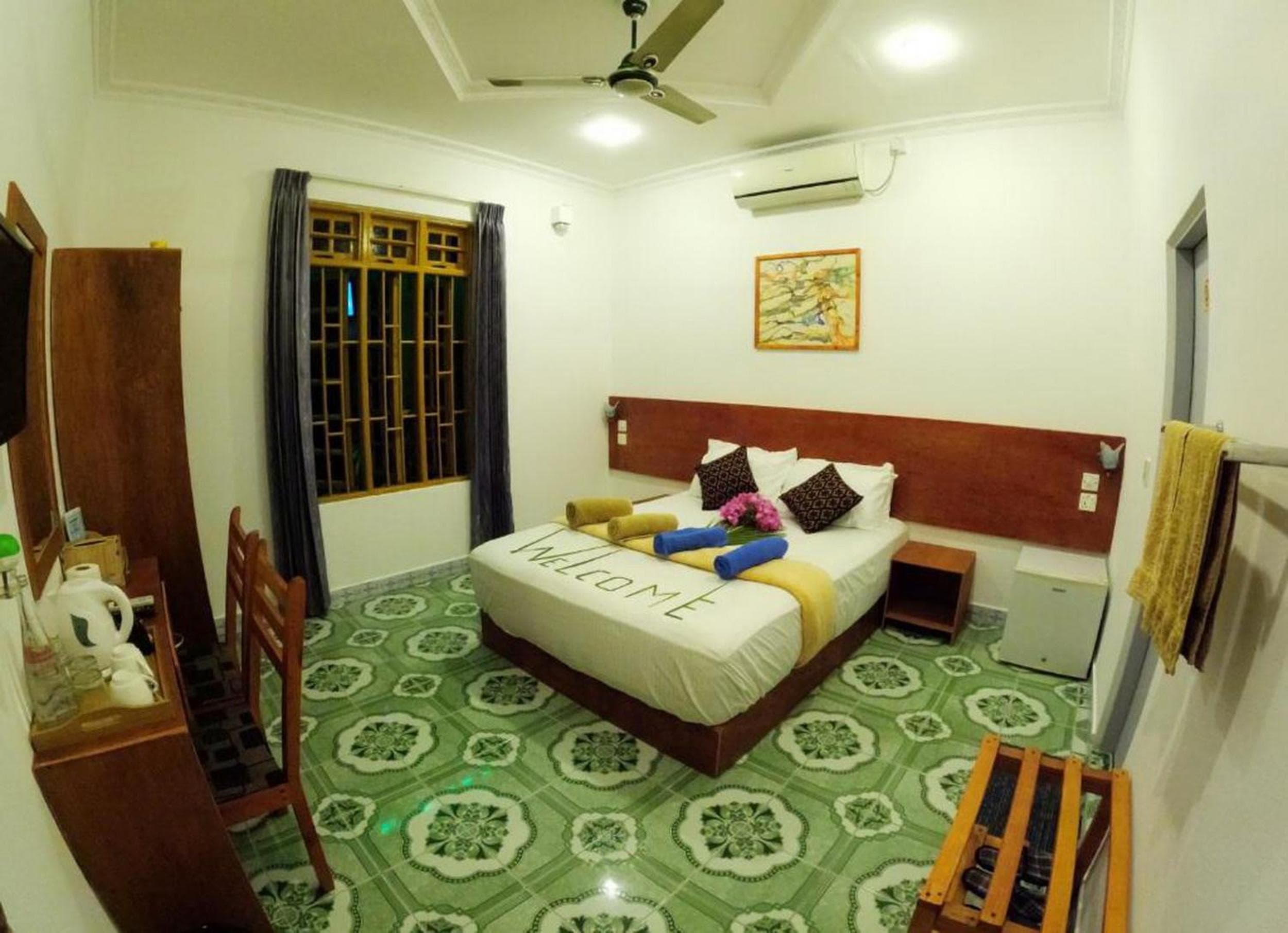 Adroit Beach Inn - View 263