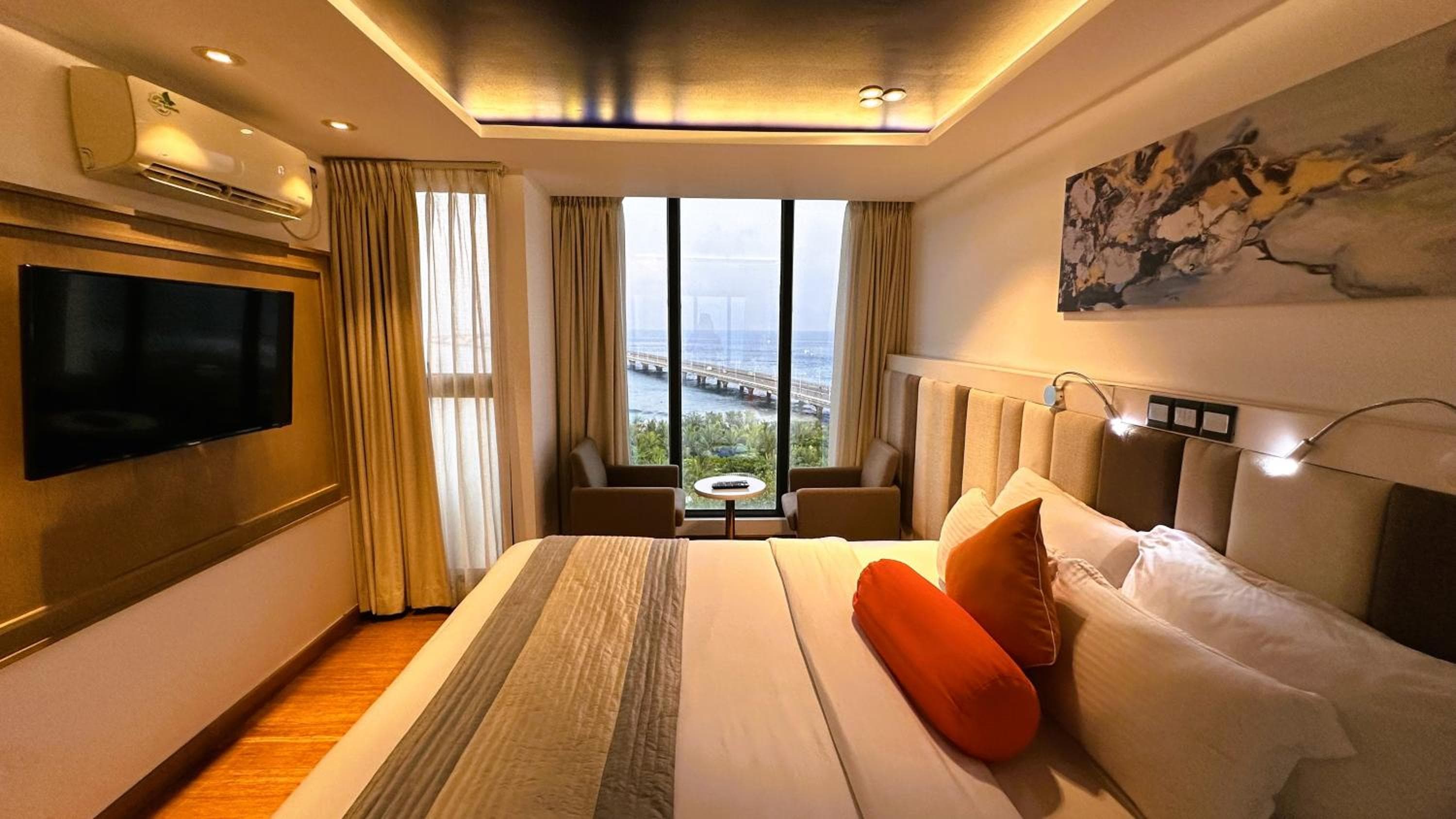 Beehive Premier - View 84