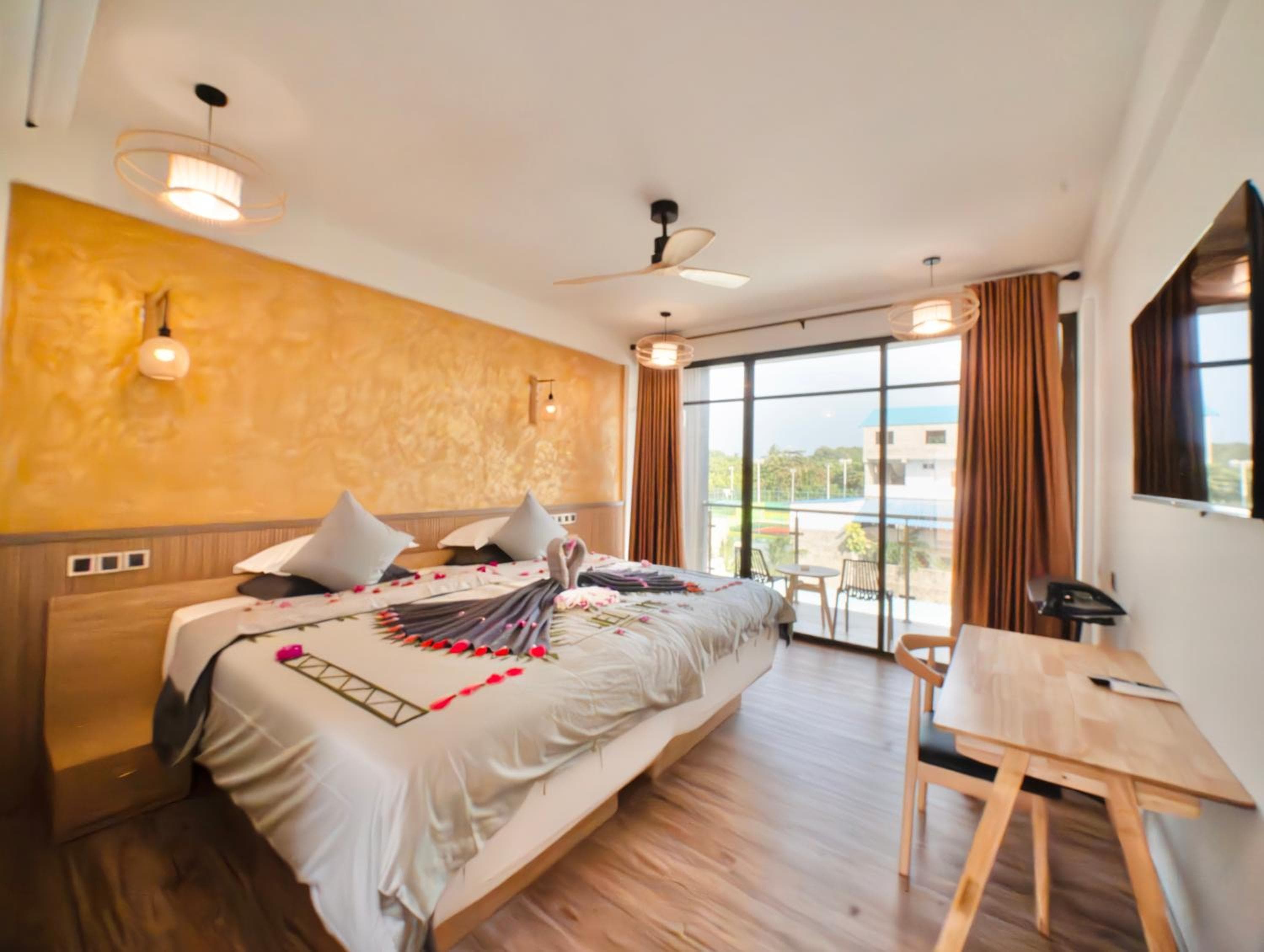 Ahola Thoddoo, Maldives - View 56