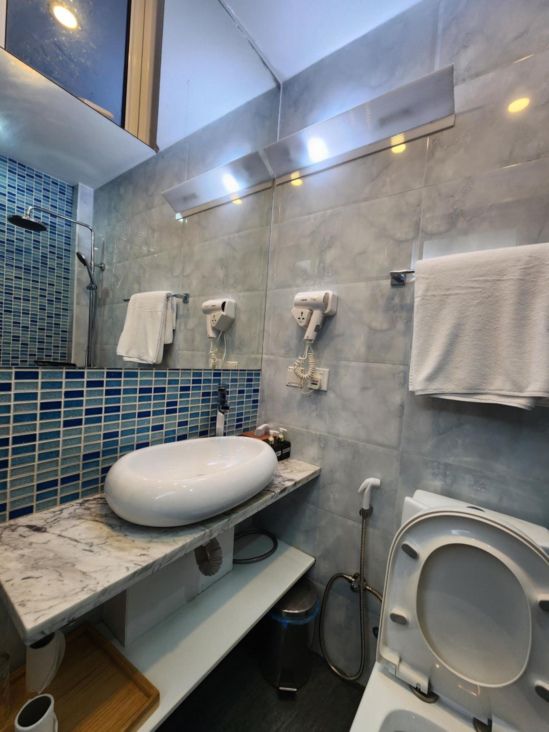 The Hive Beach - View 50