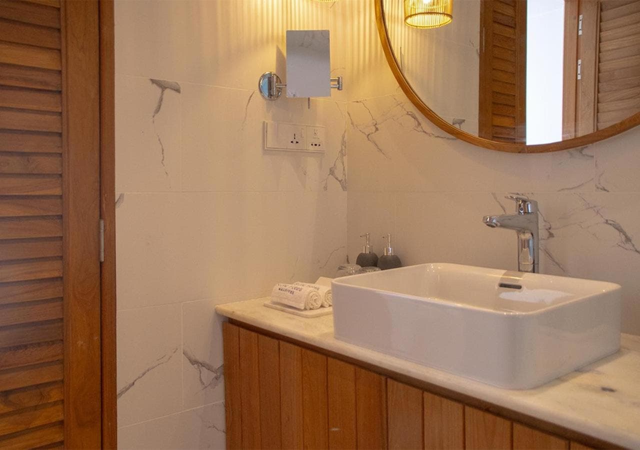 Stone Beach Club - View 43