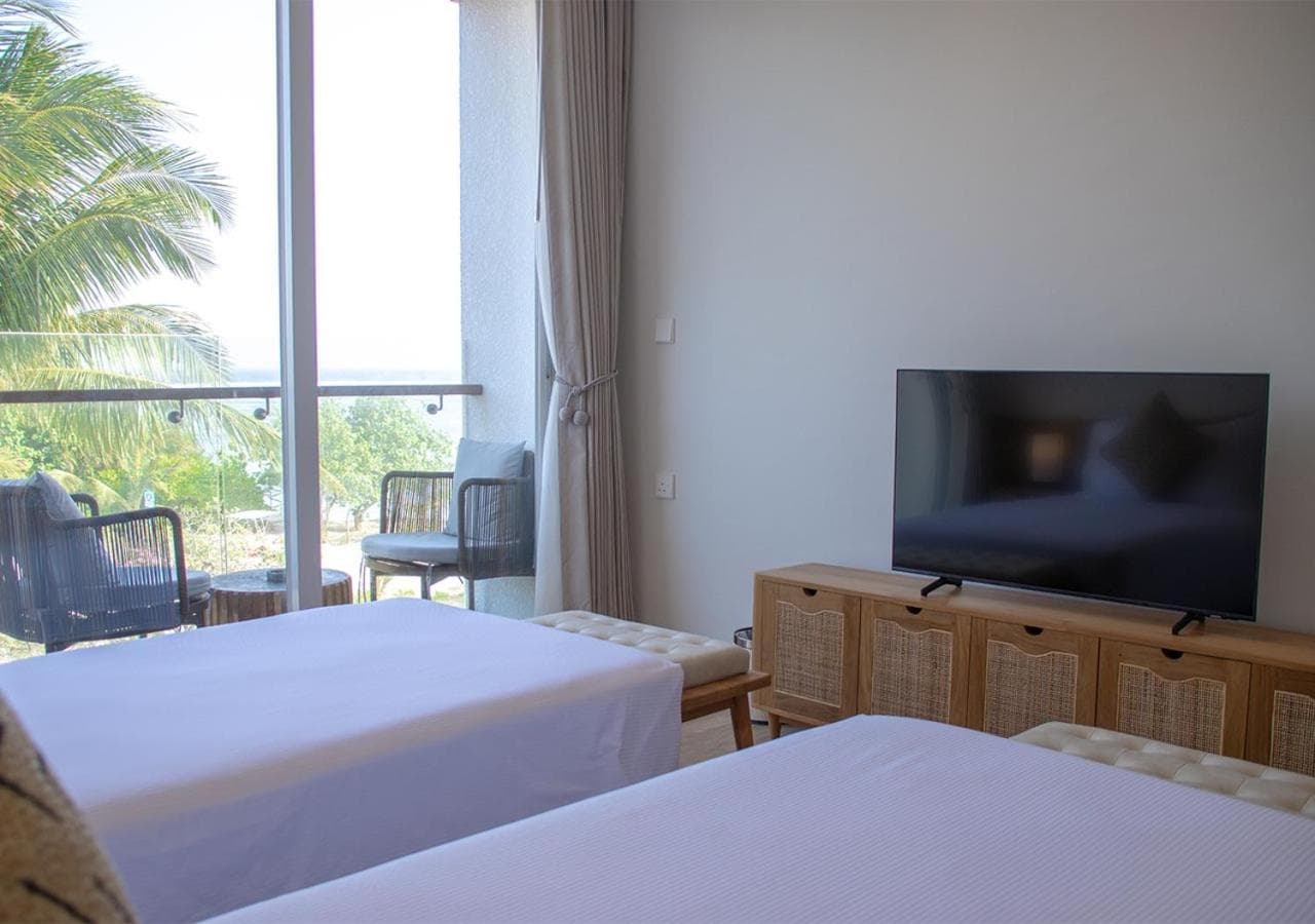 Stone Beach Club - View 57