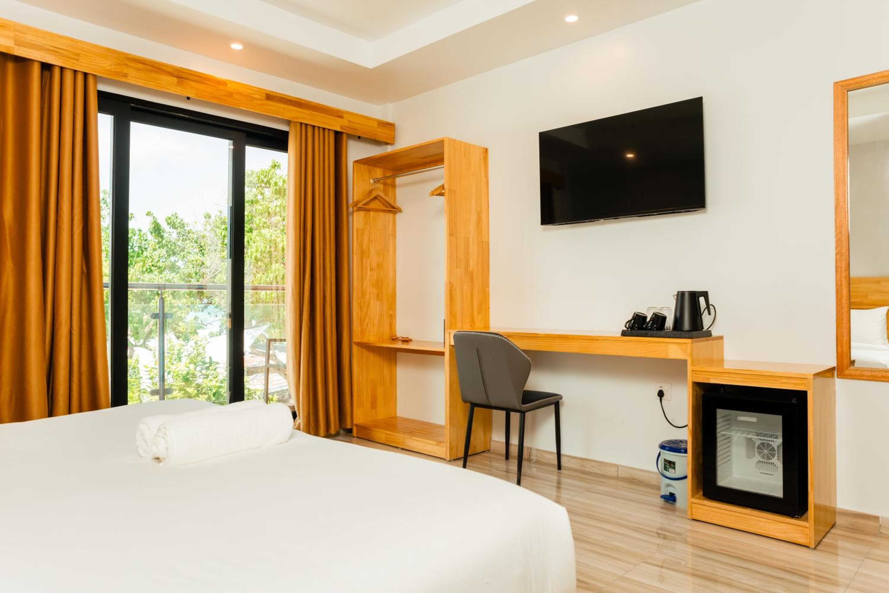 AIMI Beach, Gulhi Island, Maldives - View 21