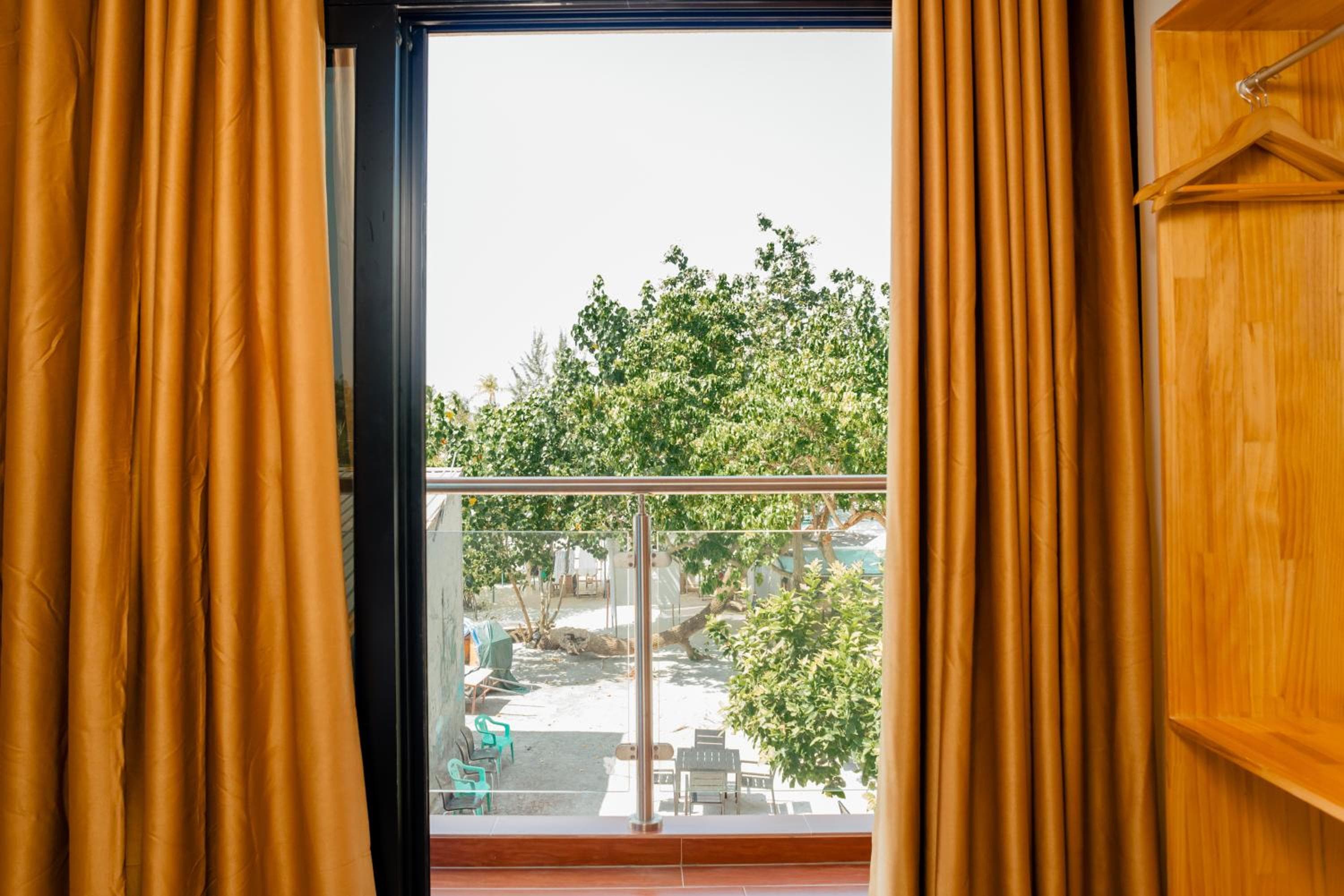 AIMI Beach, Gulhi Island, Maldives - View 27