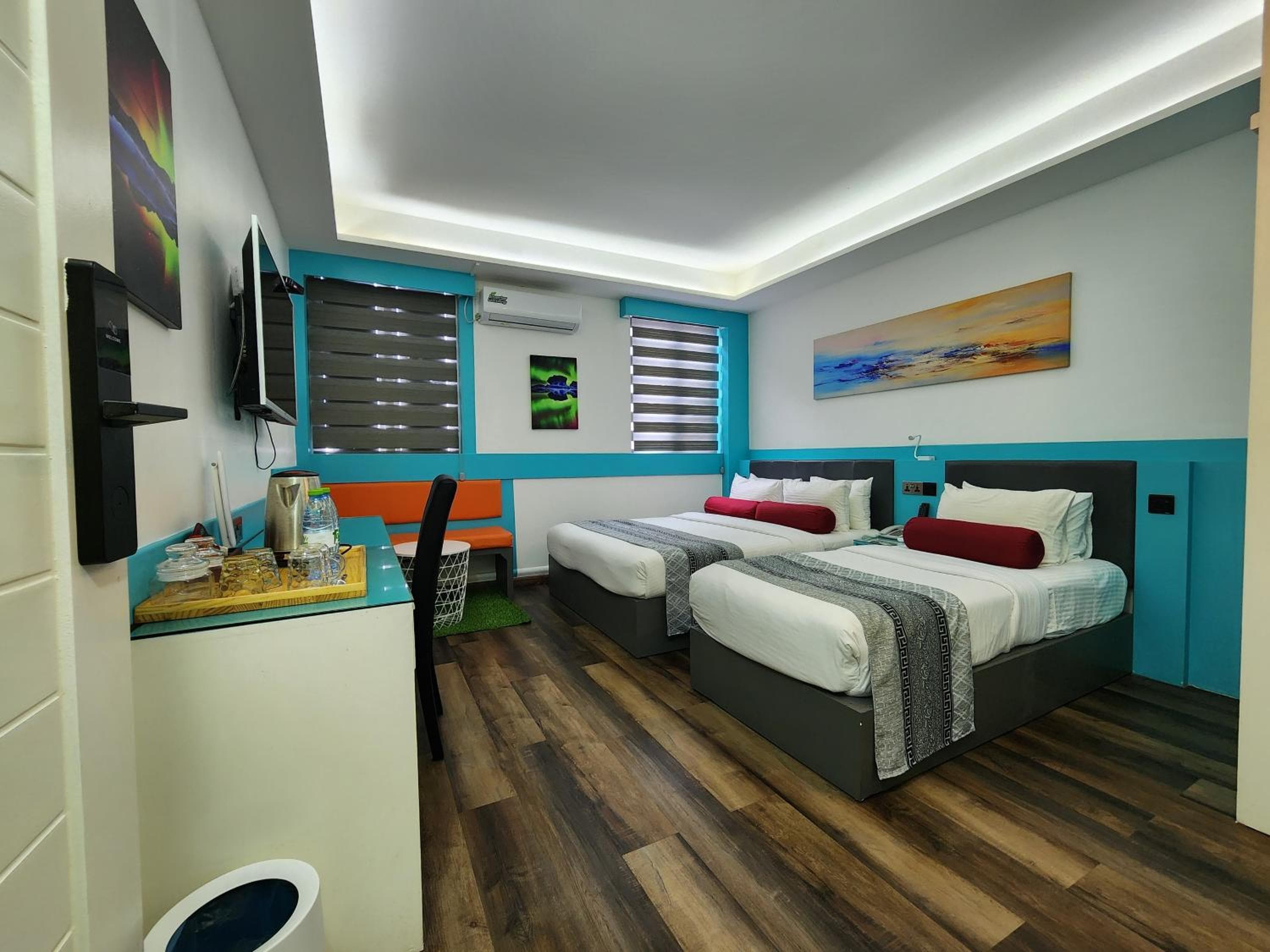 The Hive Beach - View 68