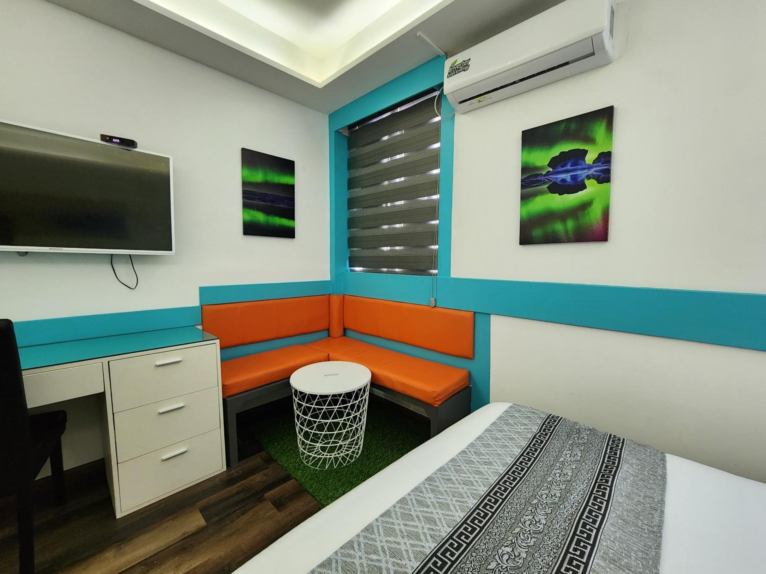 The Hive Beach - View 70