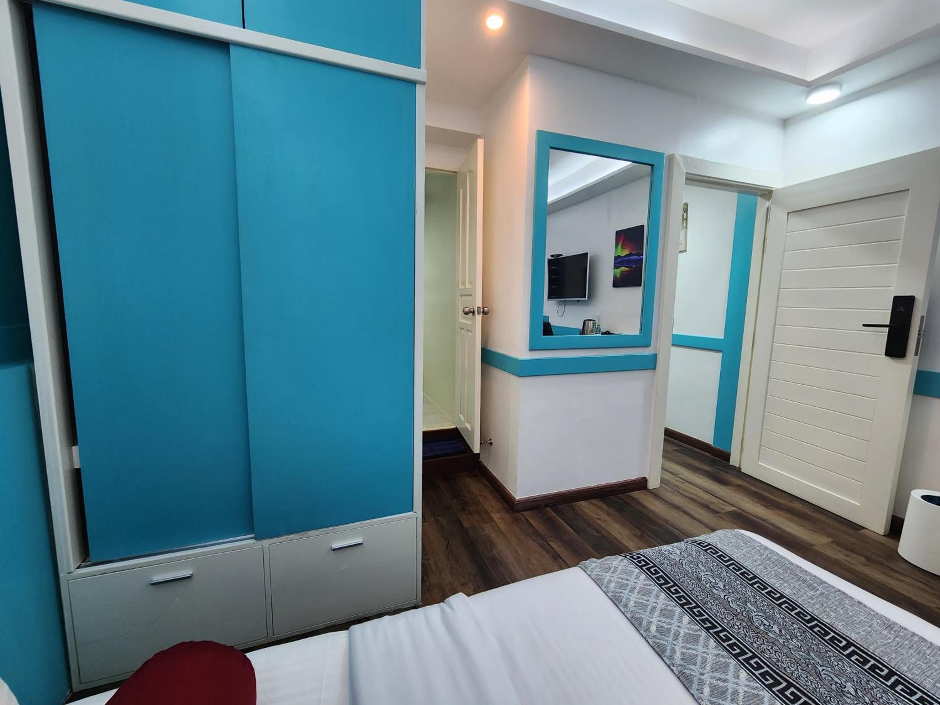 The Hive Beach - View 71