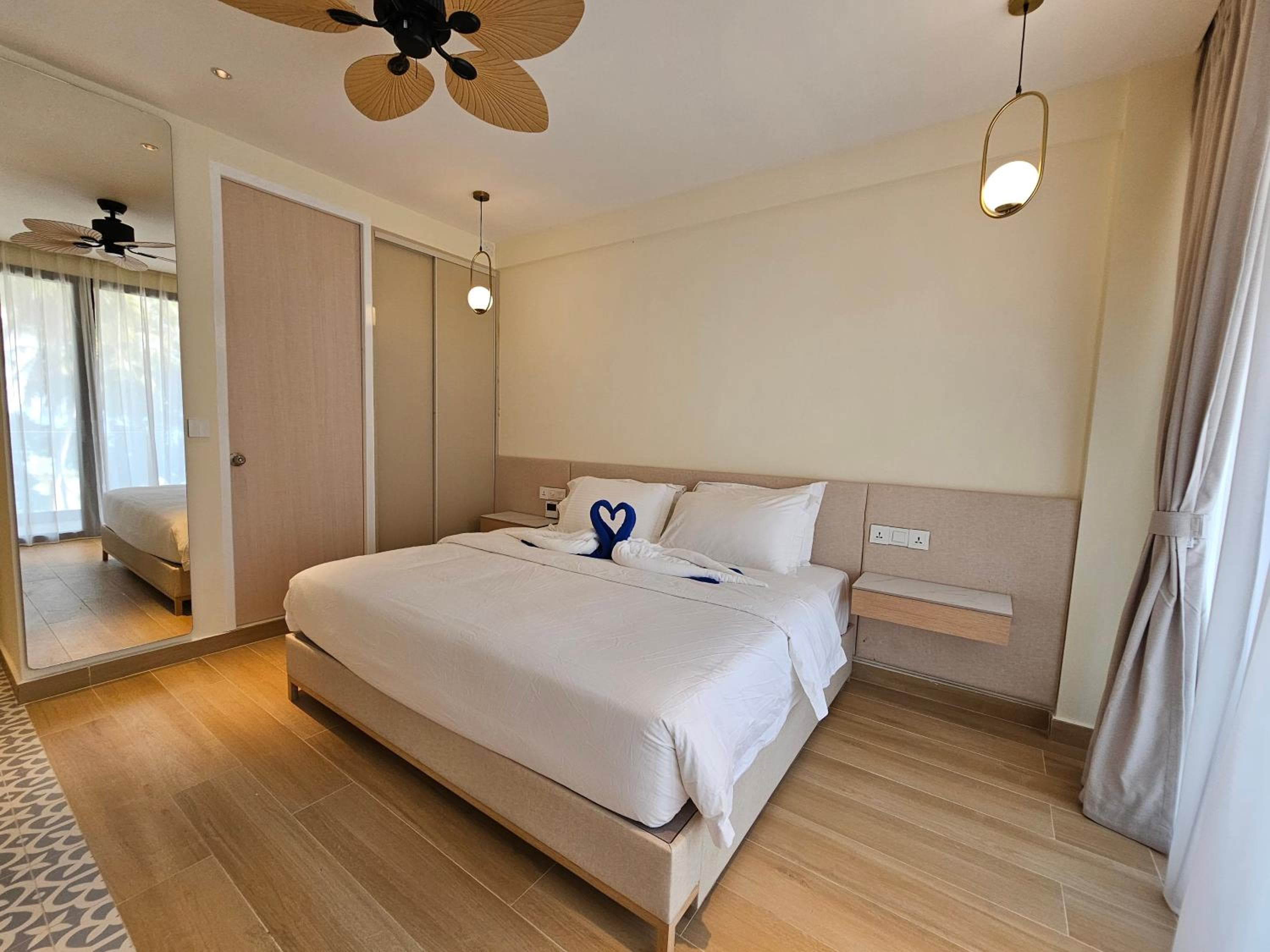 Kinan Boutique - View 3