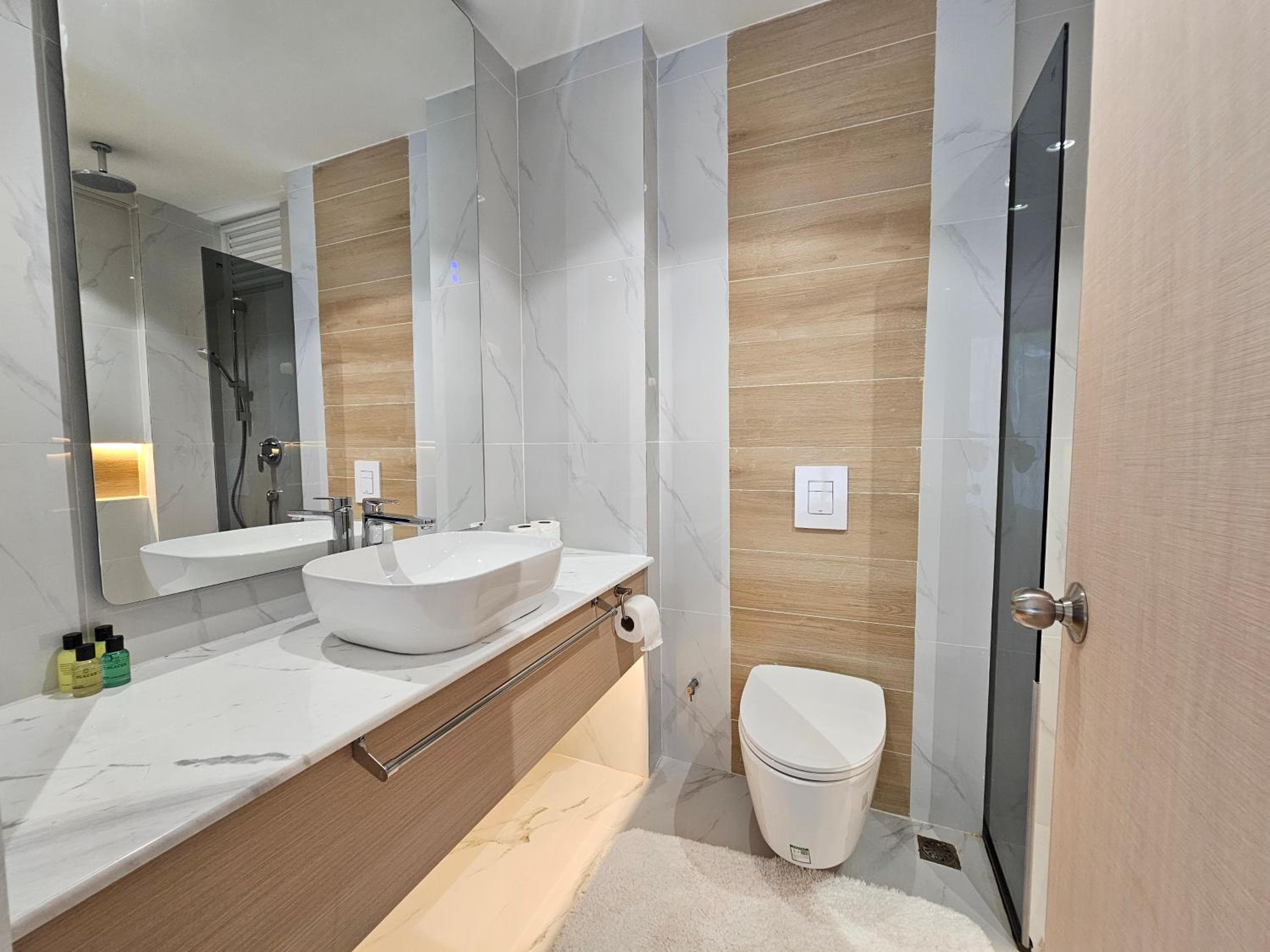 Kinan Boutique - View 5