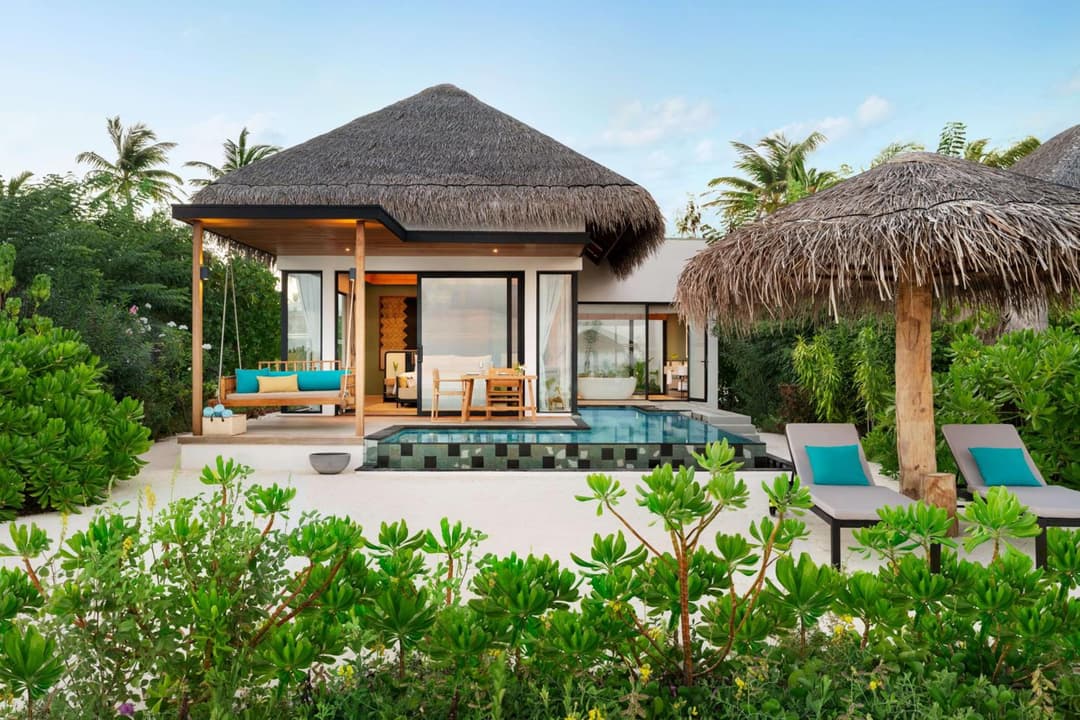 Hilton Maldives Amingiri Resort & Spa - View 10