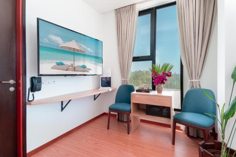 Ranthari Hotel and Spa Ukulhas Maldives - View 16