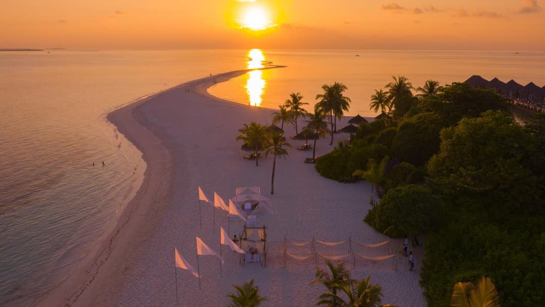 Kuredu Island Resort & Spa - View 14