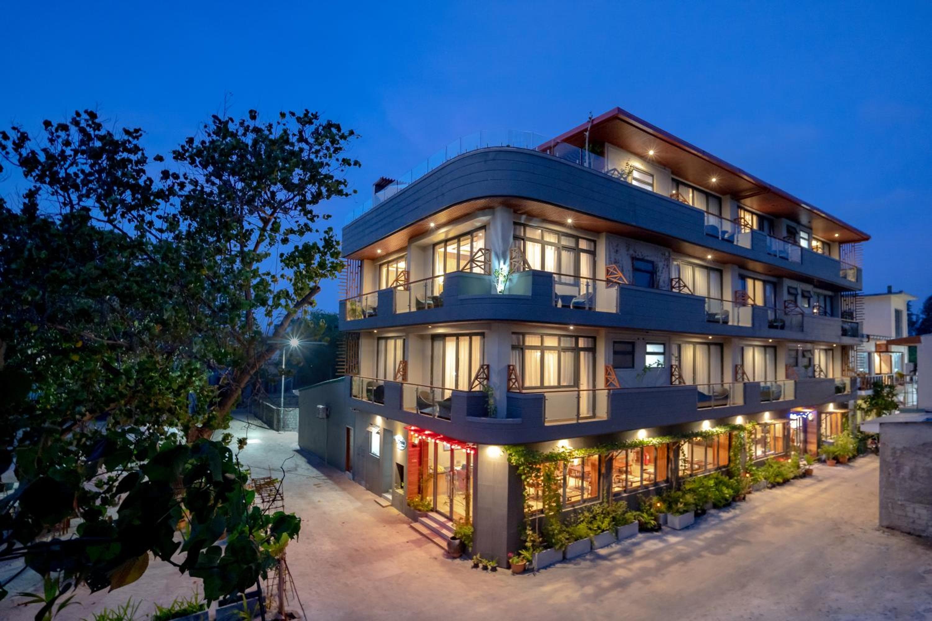 Ayala Oceanview Maldives - View 3