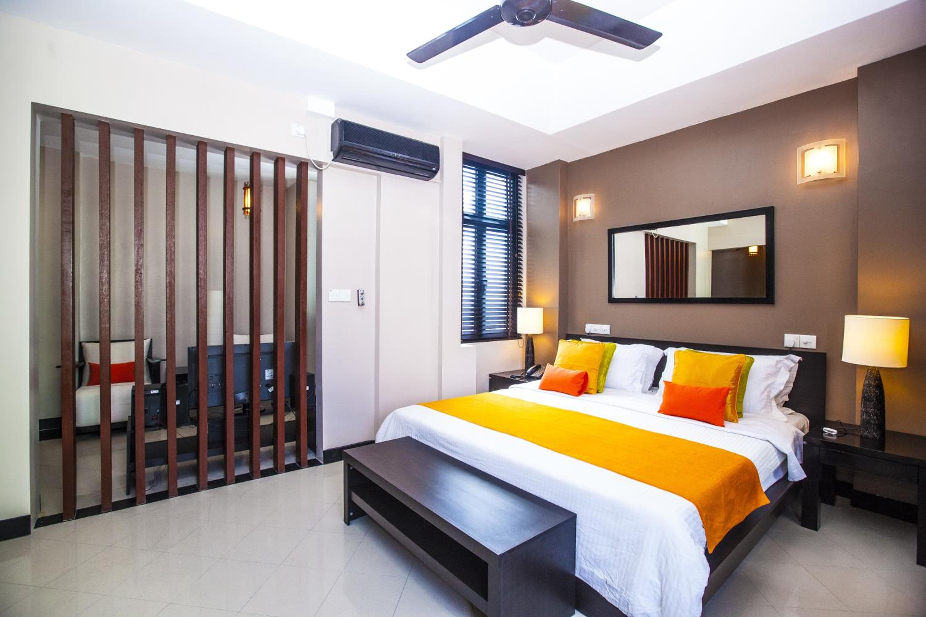 The Beehive - View 14