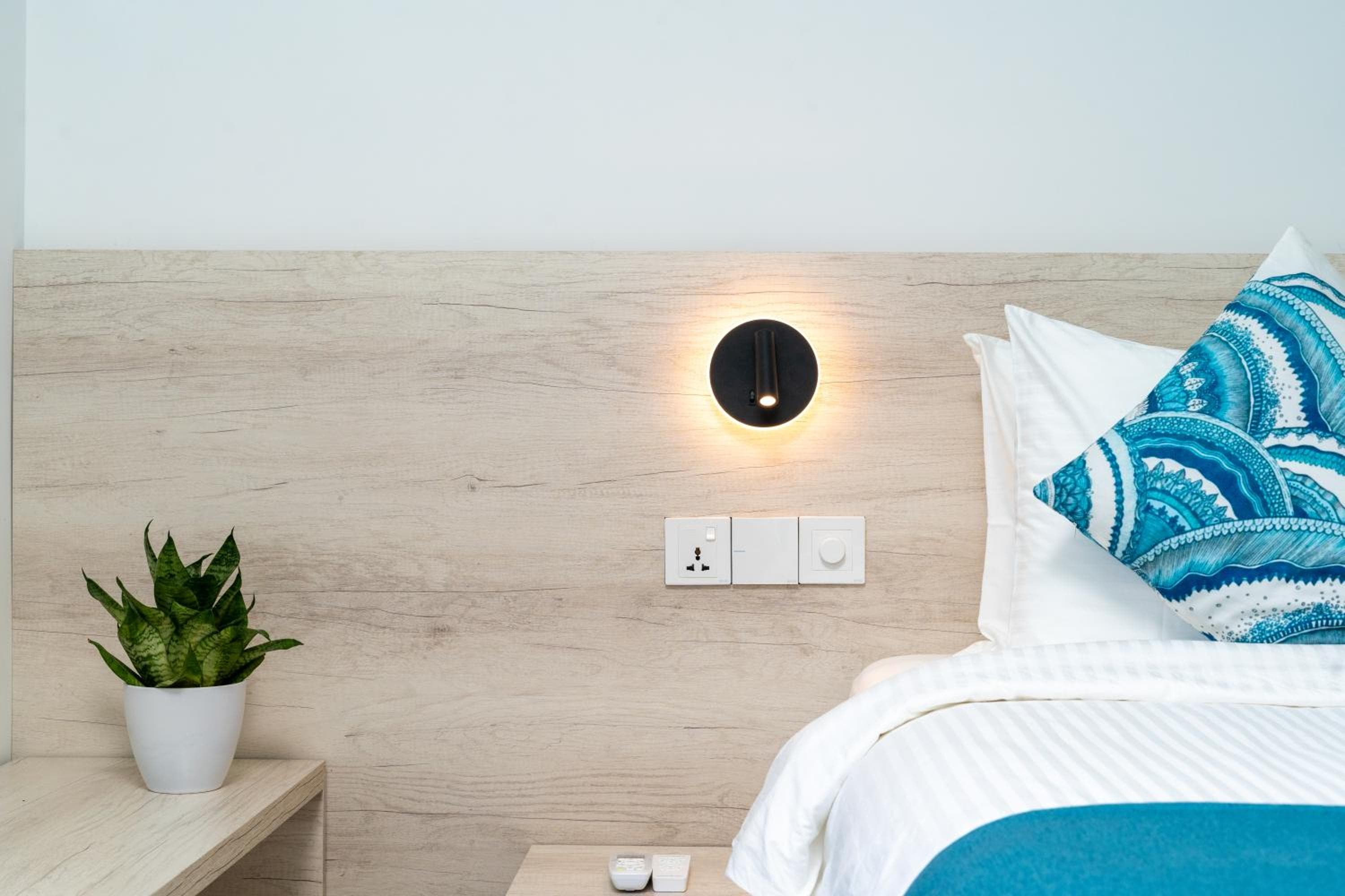 Ukulhas Sands - View 21