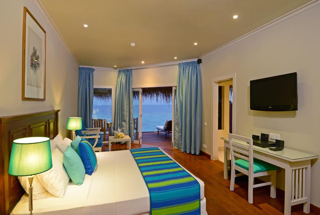 Adaaran Club Rannalhi - All Inclusive - 45 Minutes away from Male by Speedboat - View 16
