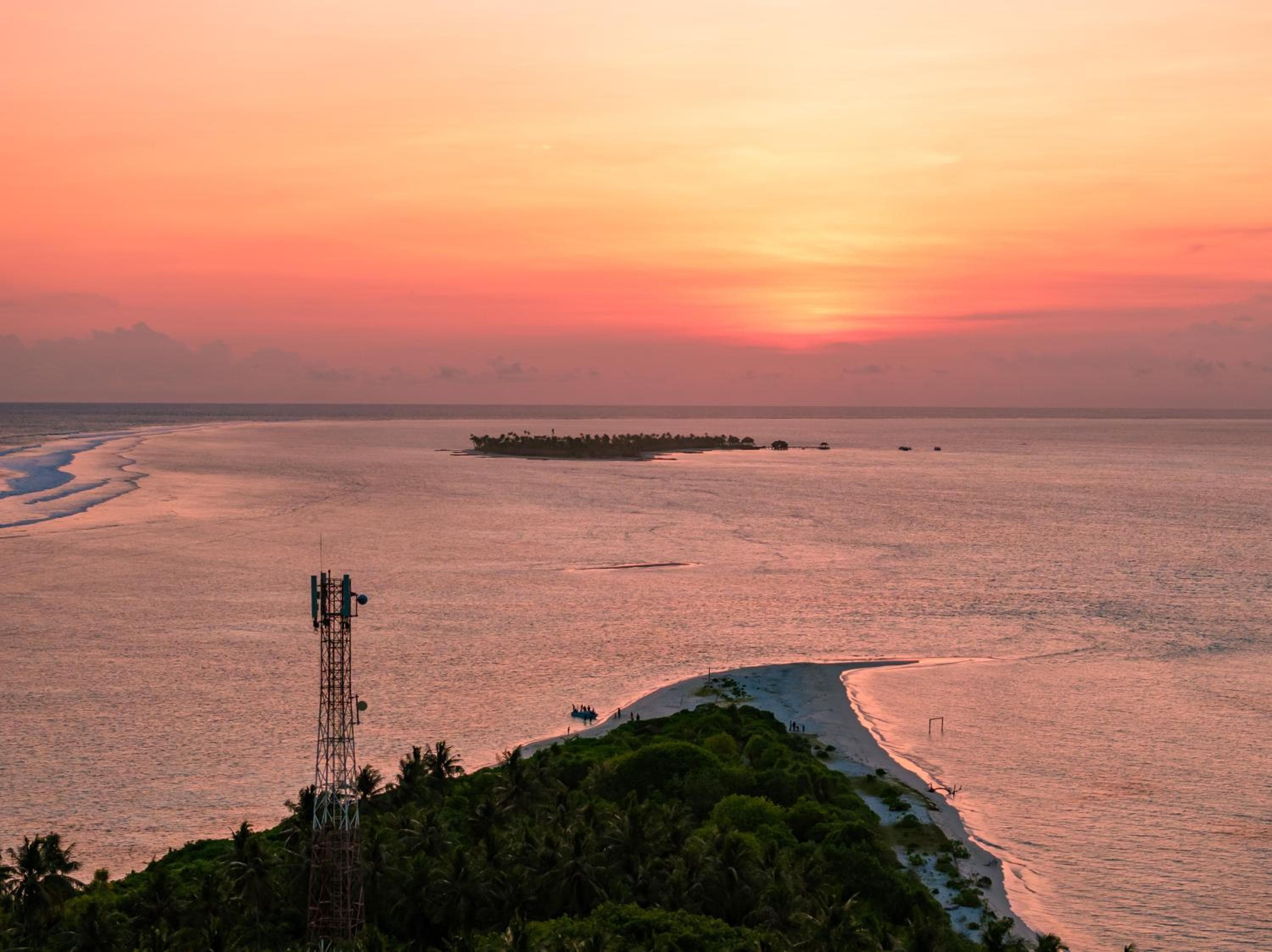 Fushi Beach Guesthouse - View 3