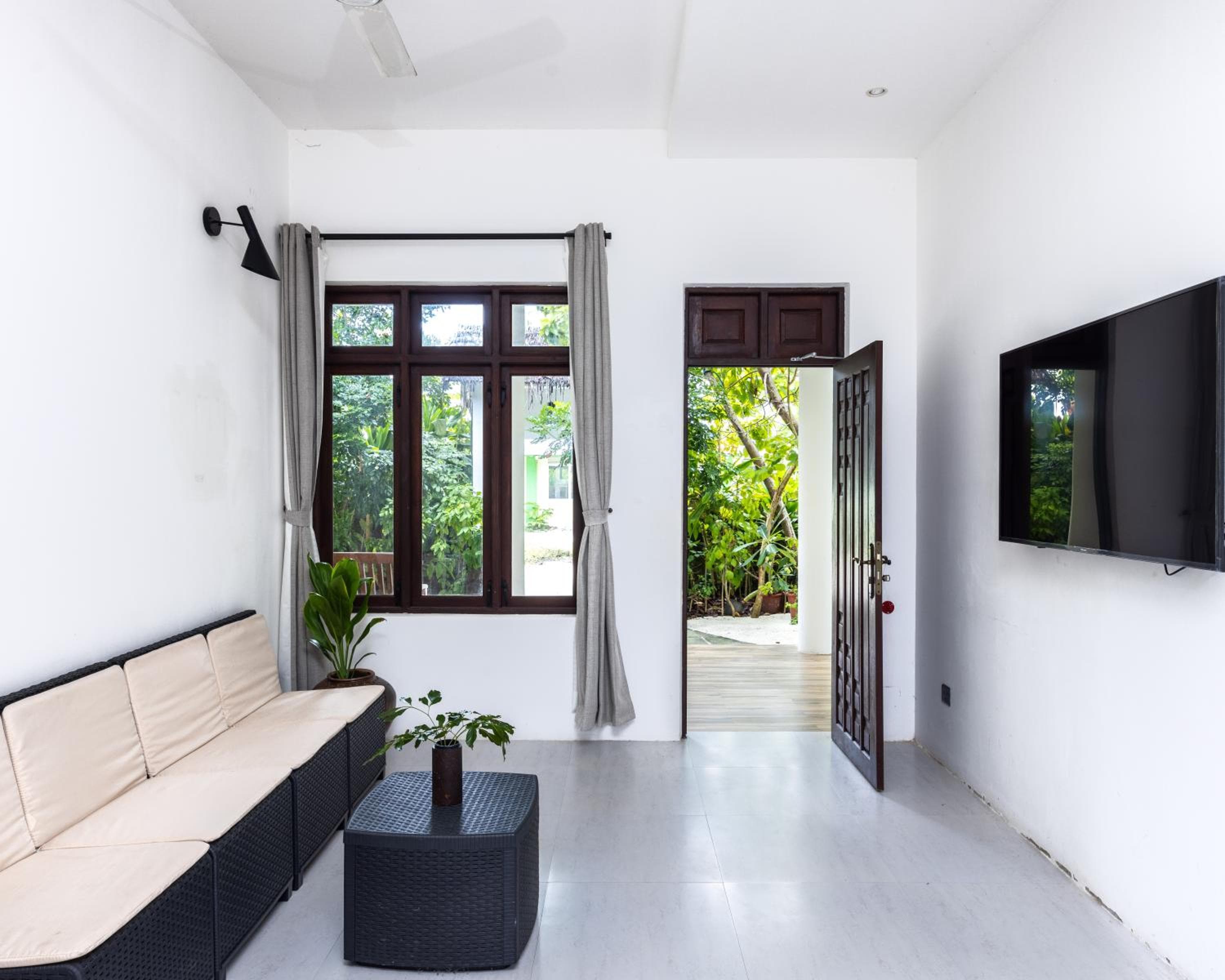 Fushi Beach Guesthouse - View 16