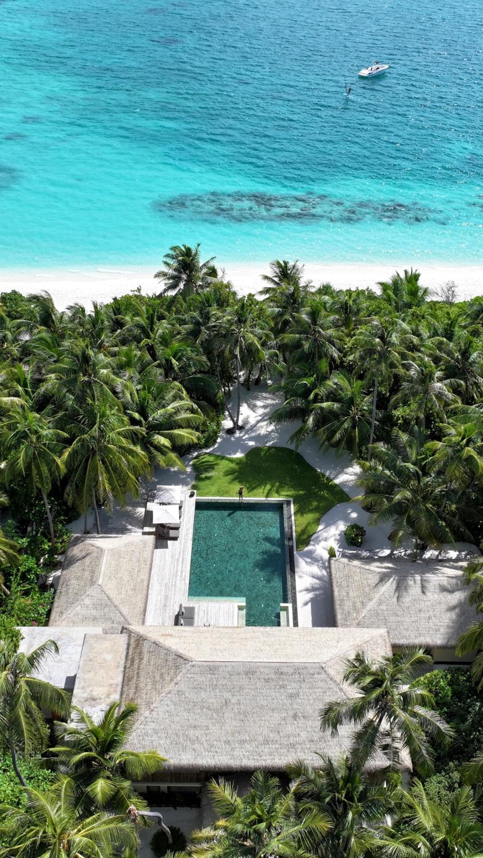 Intercontinental Maldives Maamunagau Resort with Club benefits by IHG - View 114