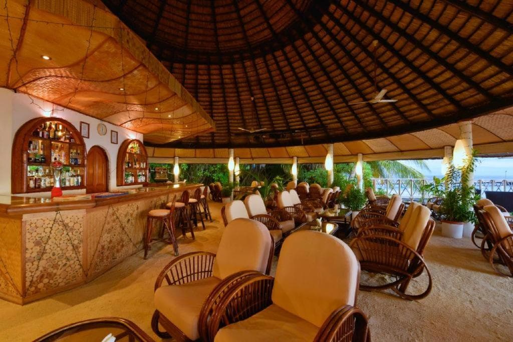 Angaga Island Resort and Spa - View 7