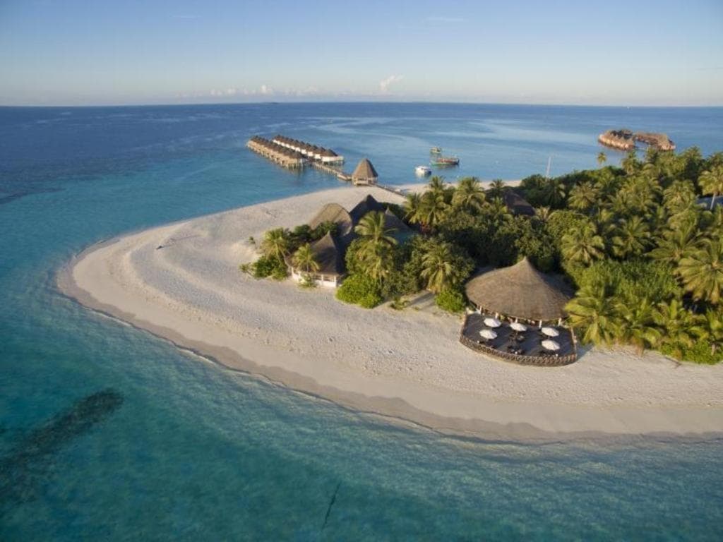 Angaga Island Resort and Spa - View 26