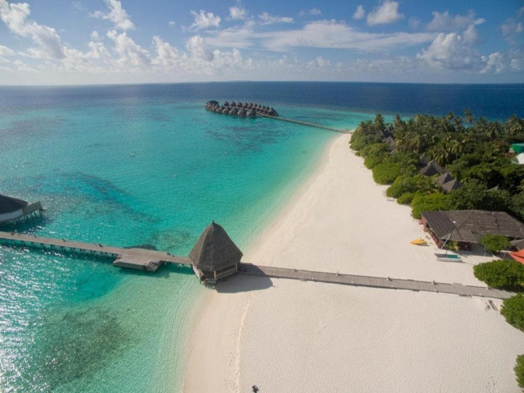 Angaga Island Resort and Spa - View 56