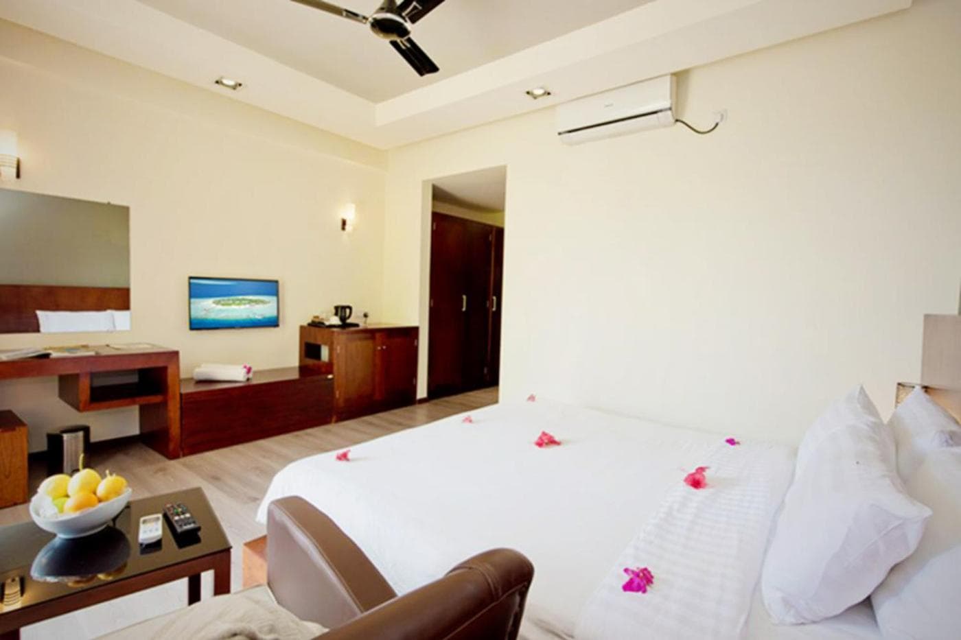 Eriyadu Island Resort - View 80