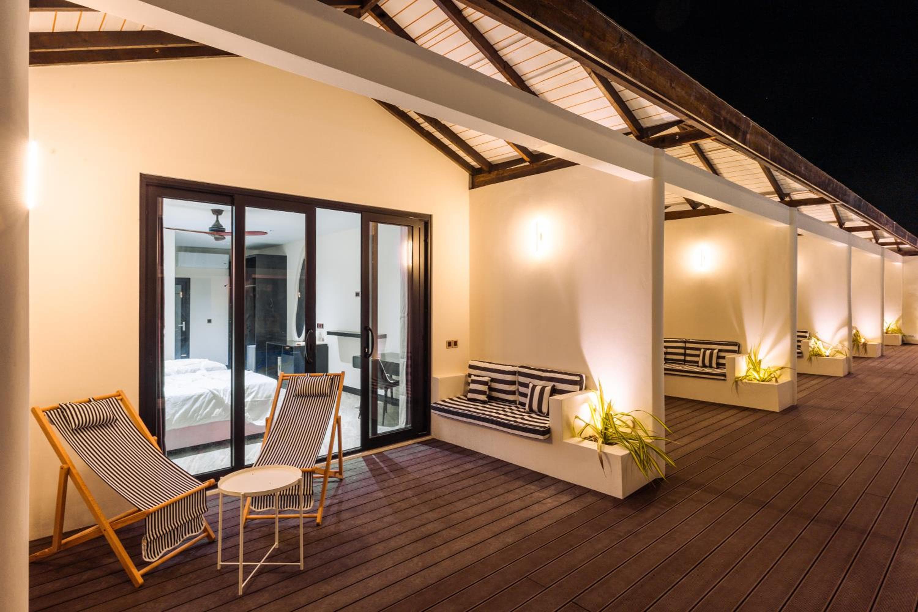 Hakuna Maldives - View 33