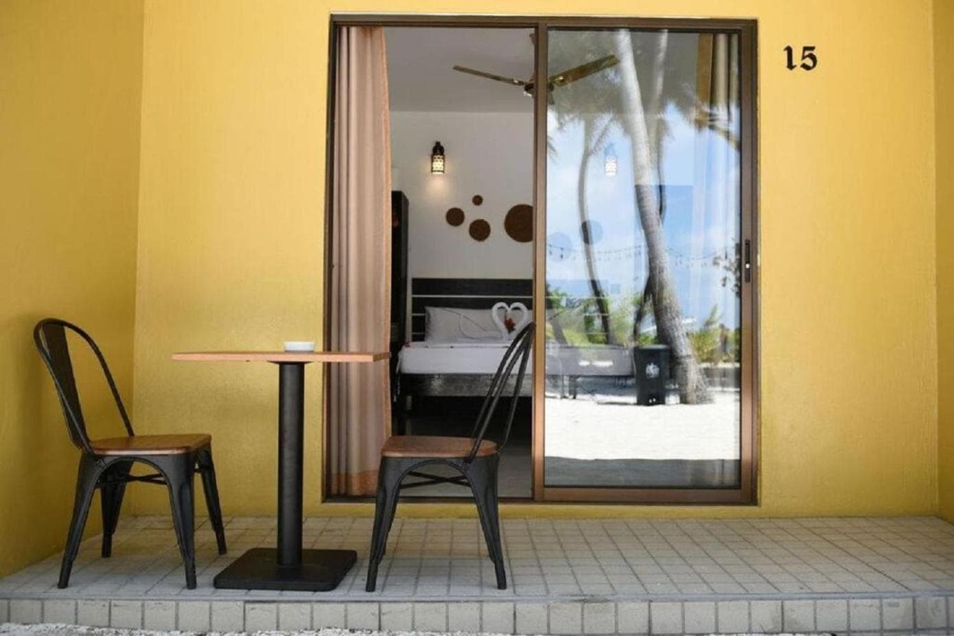 Crown Beach Villas with direct access to the Bikini Beach - View 33