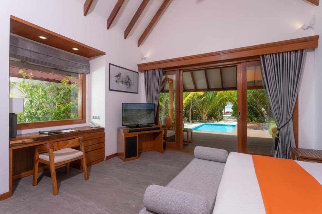 Dhigufaru Island Resort - View 72