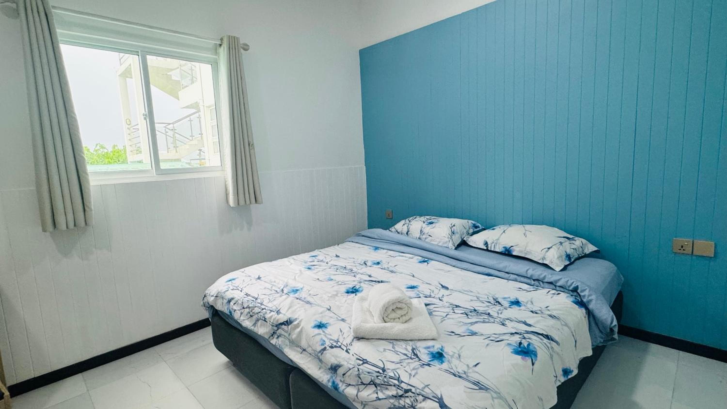 Wave Crest Retreat - View 3