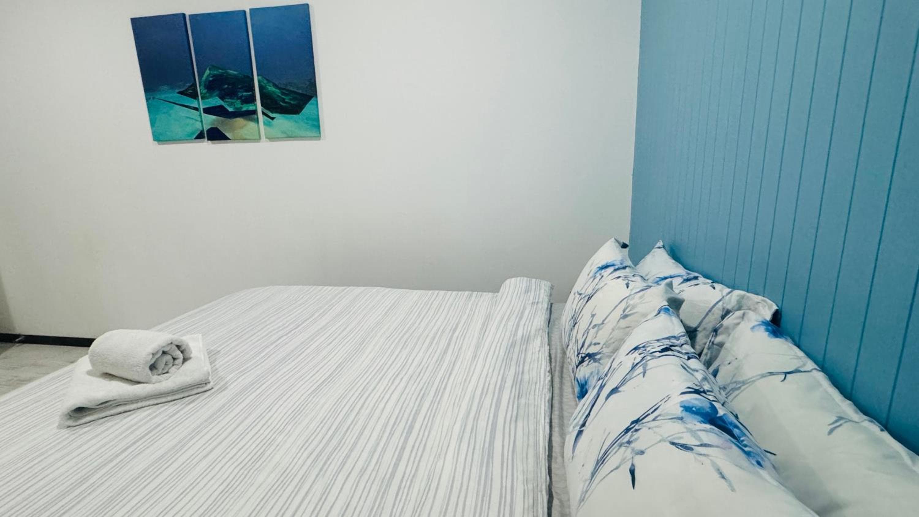 Wave Crest Retreat - View 4