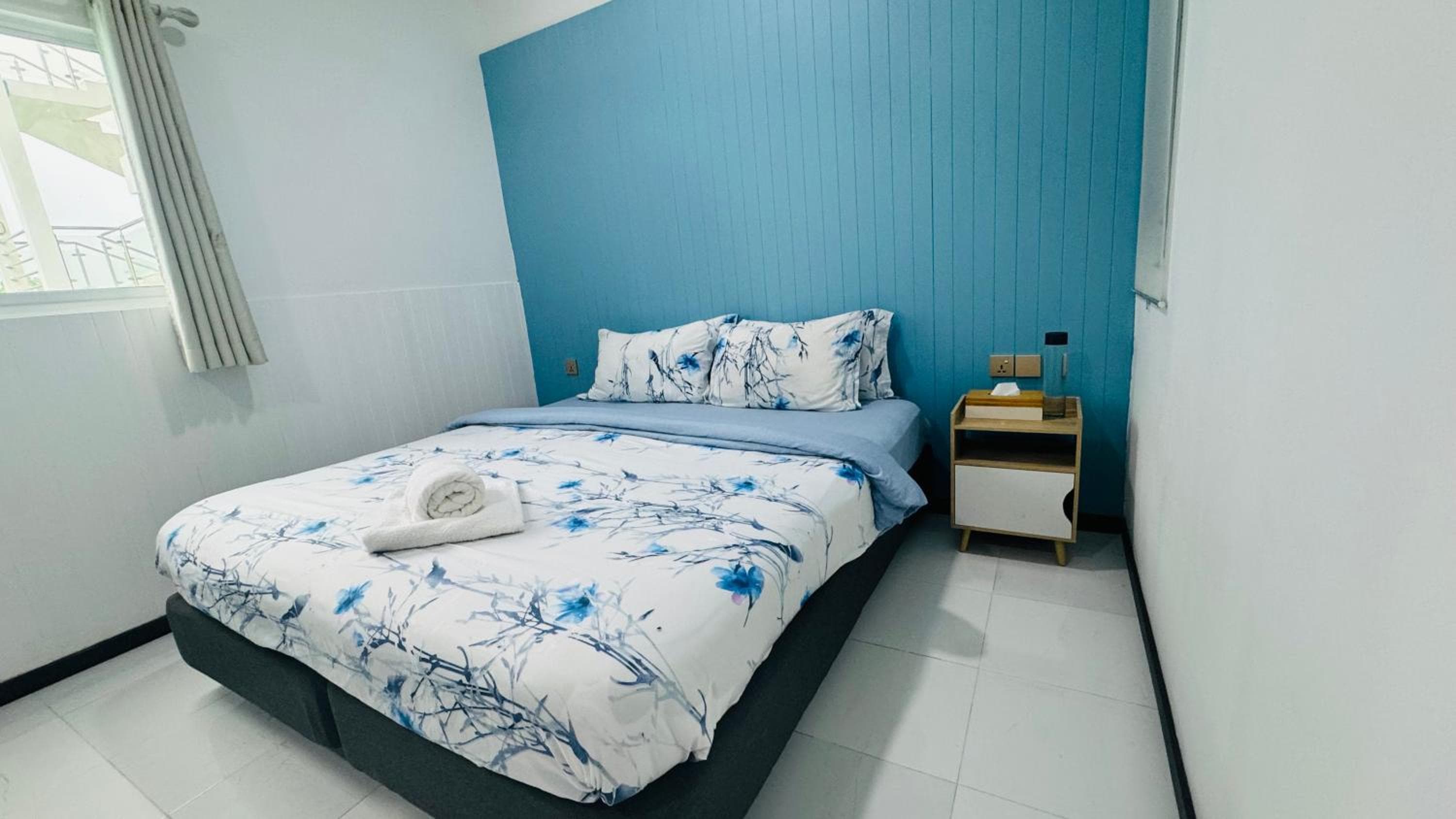 Wave Crest Retreat - View 16