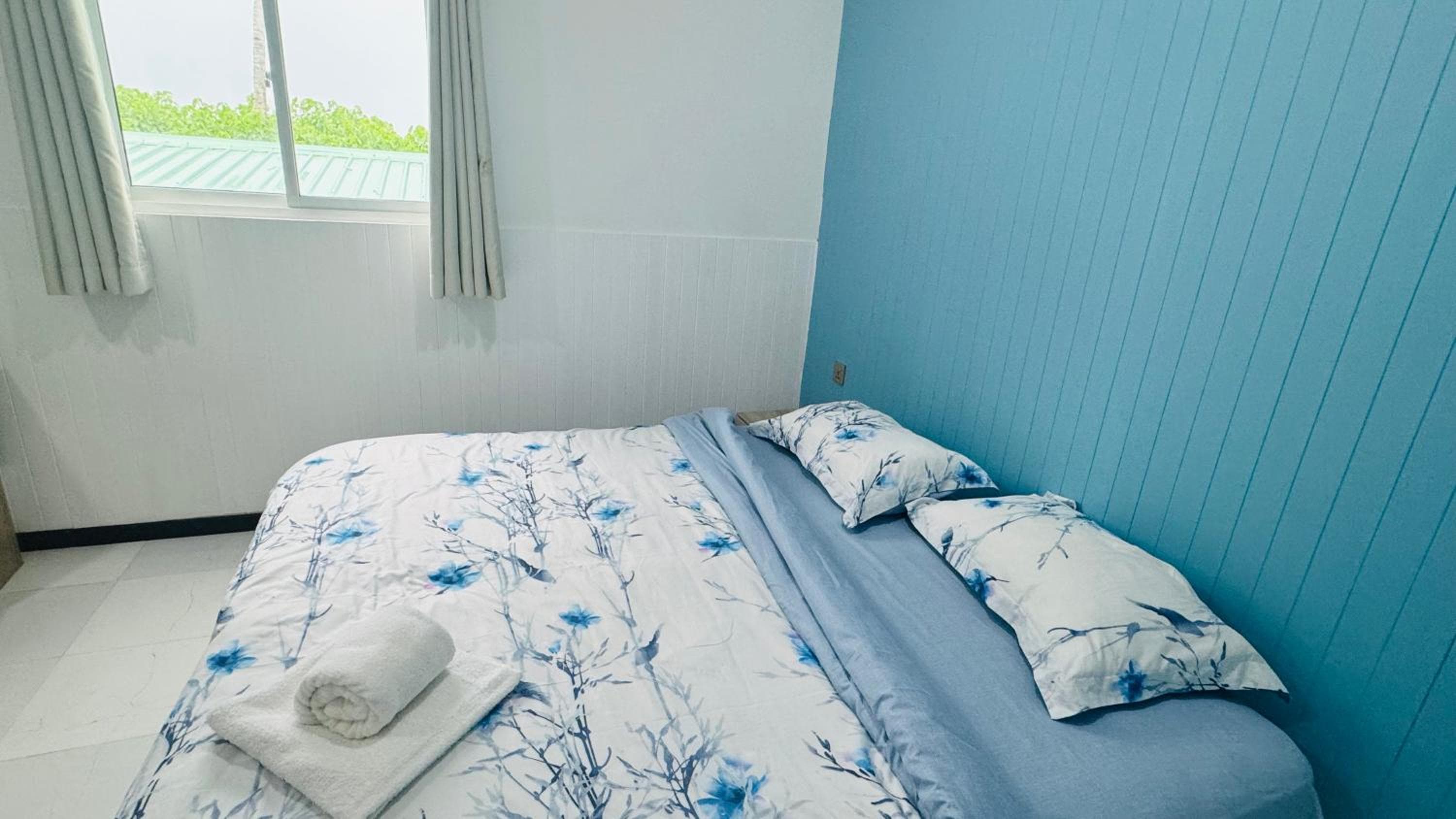 Wave Crest Retreat - View 18