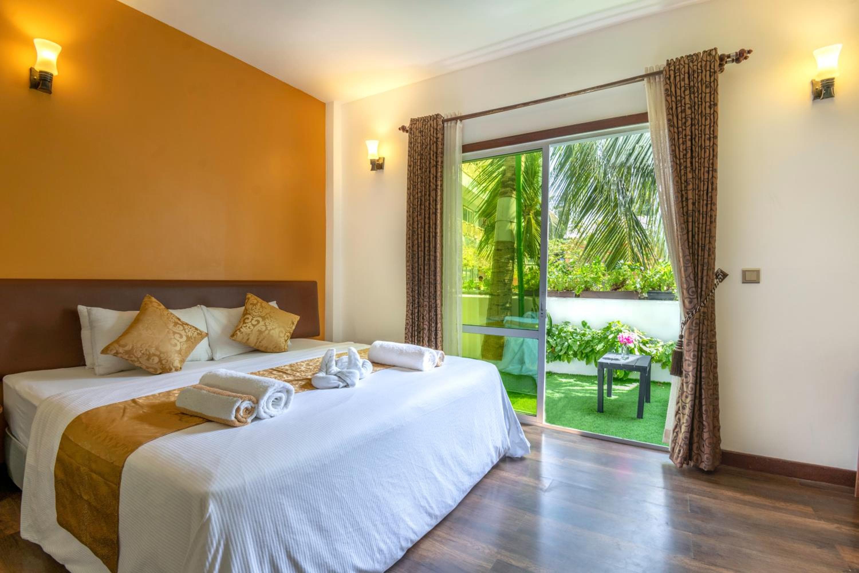 Ostrov Beach - View 21