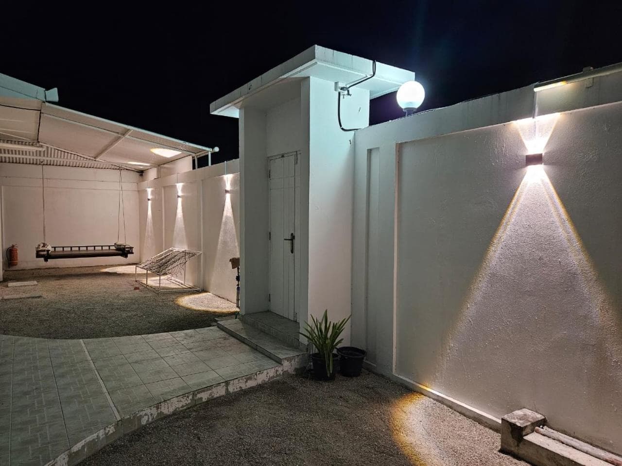 Sunset Villa - View 8