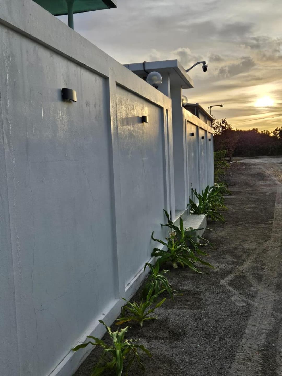 Sunset Villa - View 12