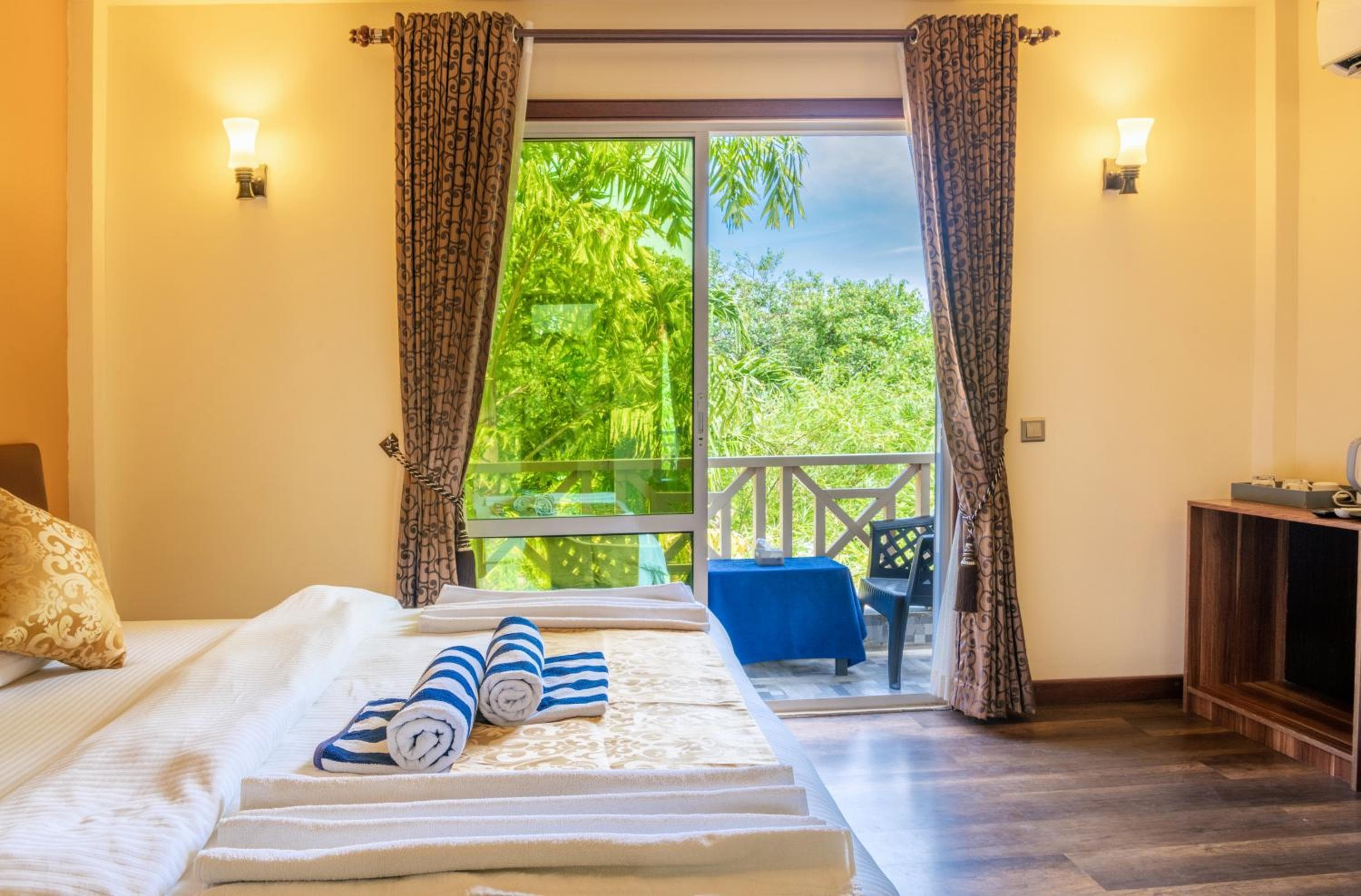 Ostrov Beach - View 37