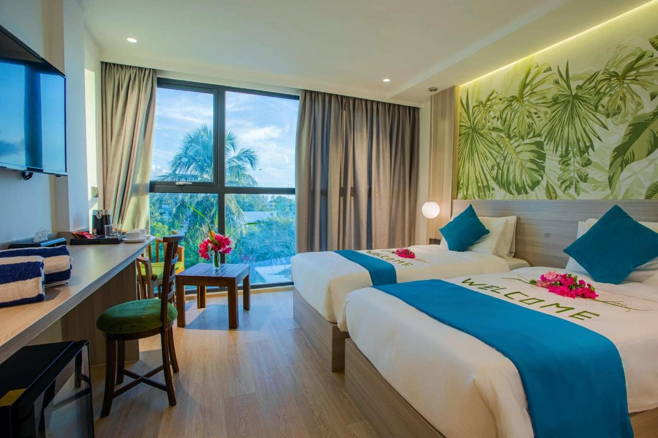 Beach Hotel Guraidhoo - View 5