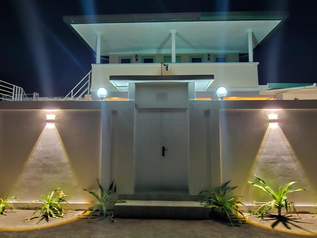 Sunset Villa - View 11