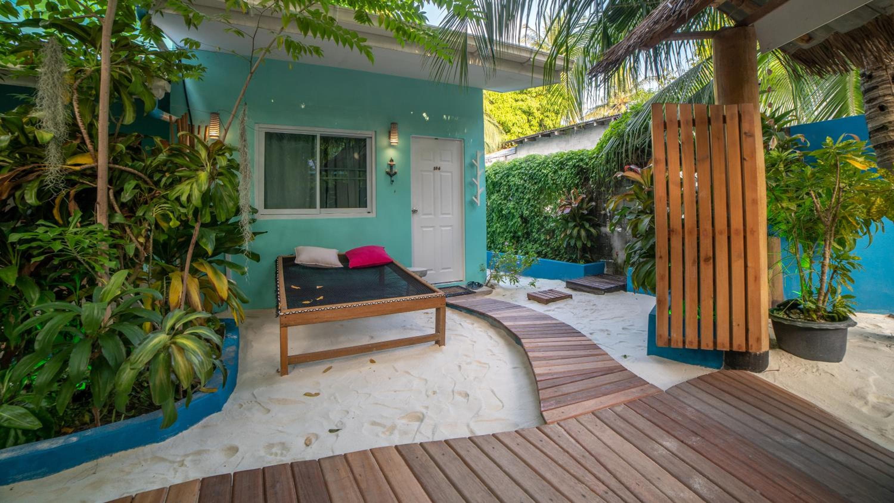 SeaLaVie Inn - View 6