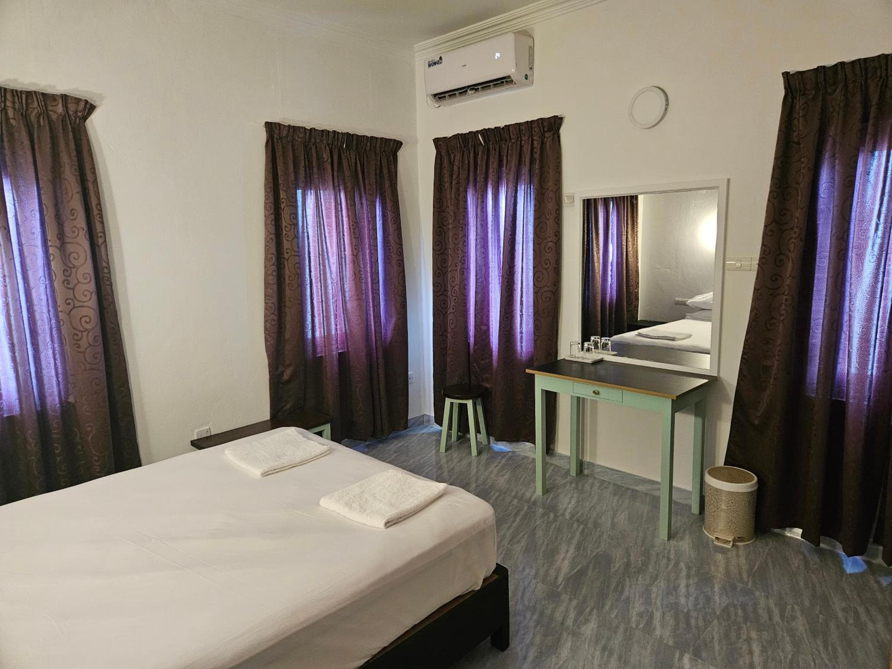 Sunset Villa - View 21