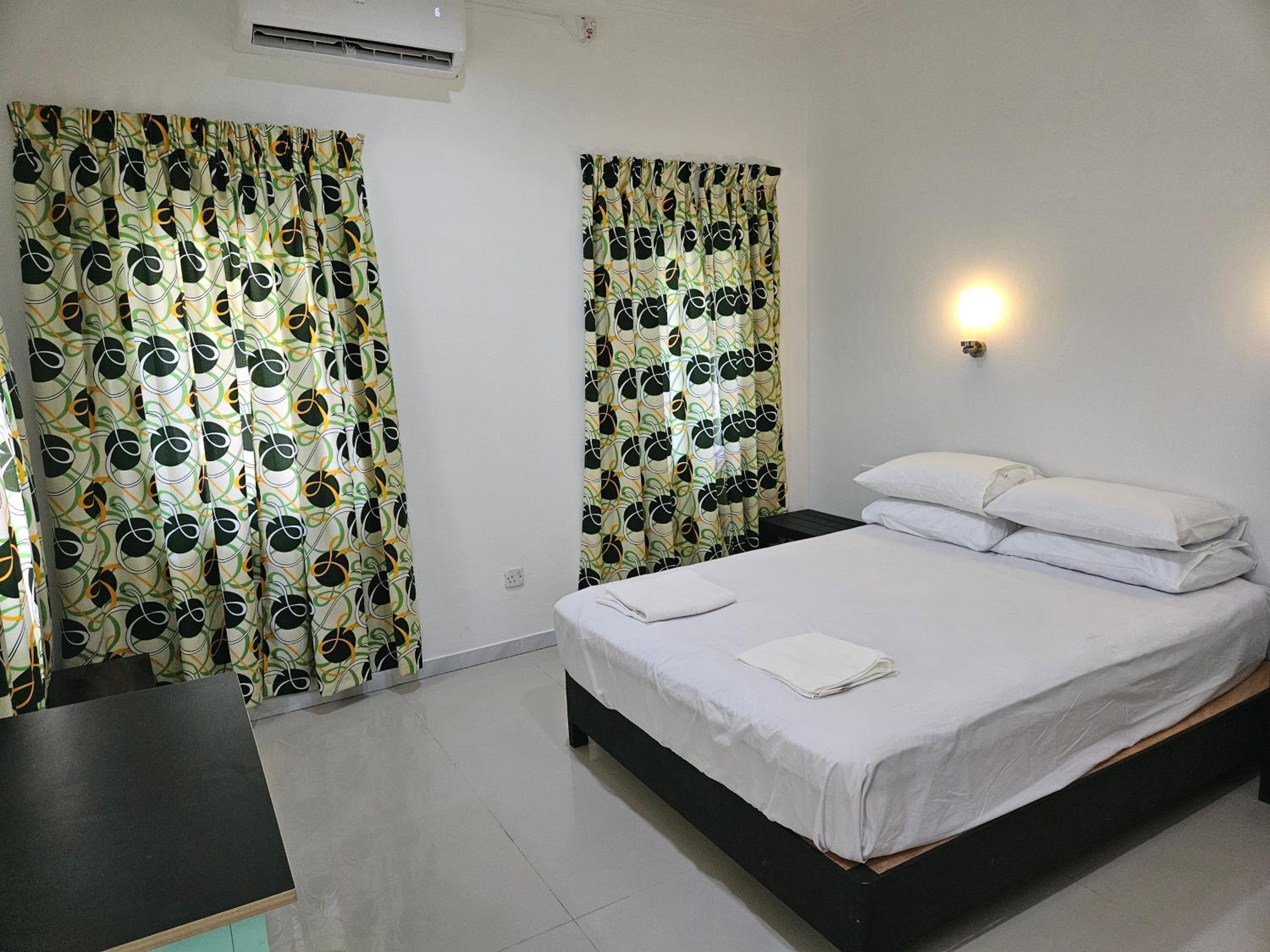 Sunset Villa - View 19