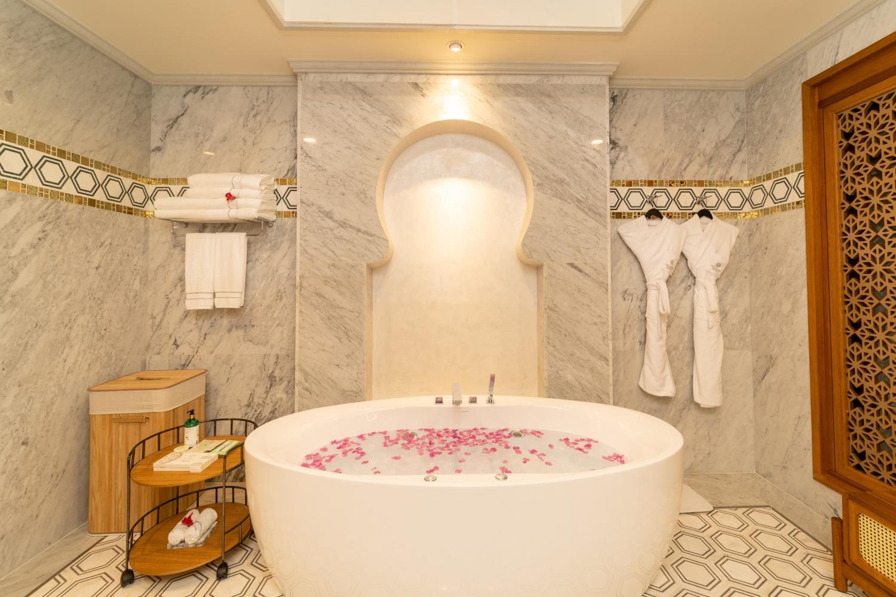 Hideaway Beach Resort & Spa - FREE SHARED CHARTER FLIGHT for two on stays of 7 or more nights from September 2025 until 23rd December 2026 - View 86