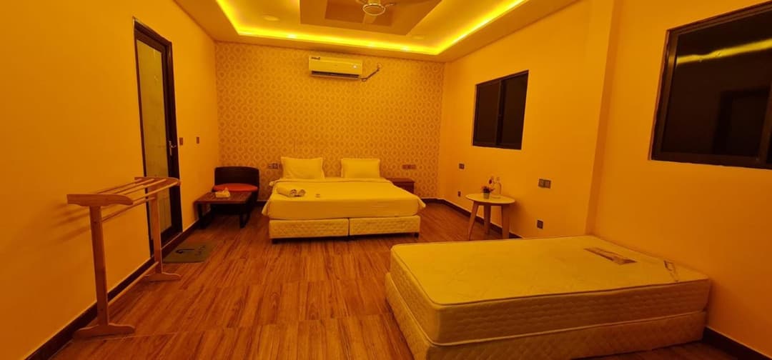 Pearl Himandhoo - View 18
